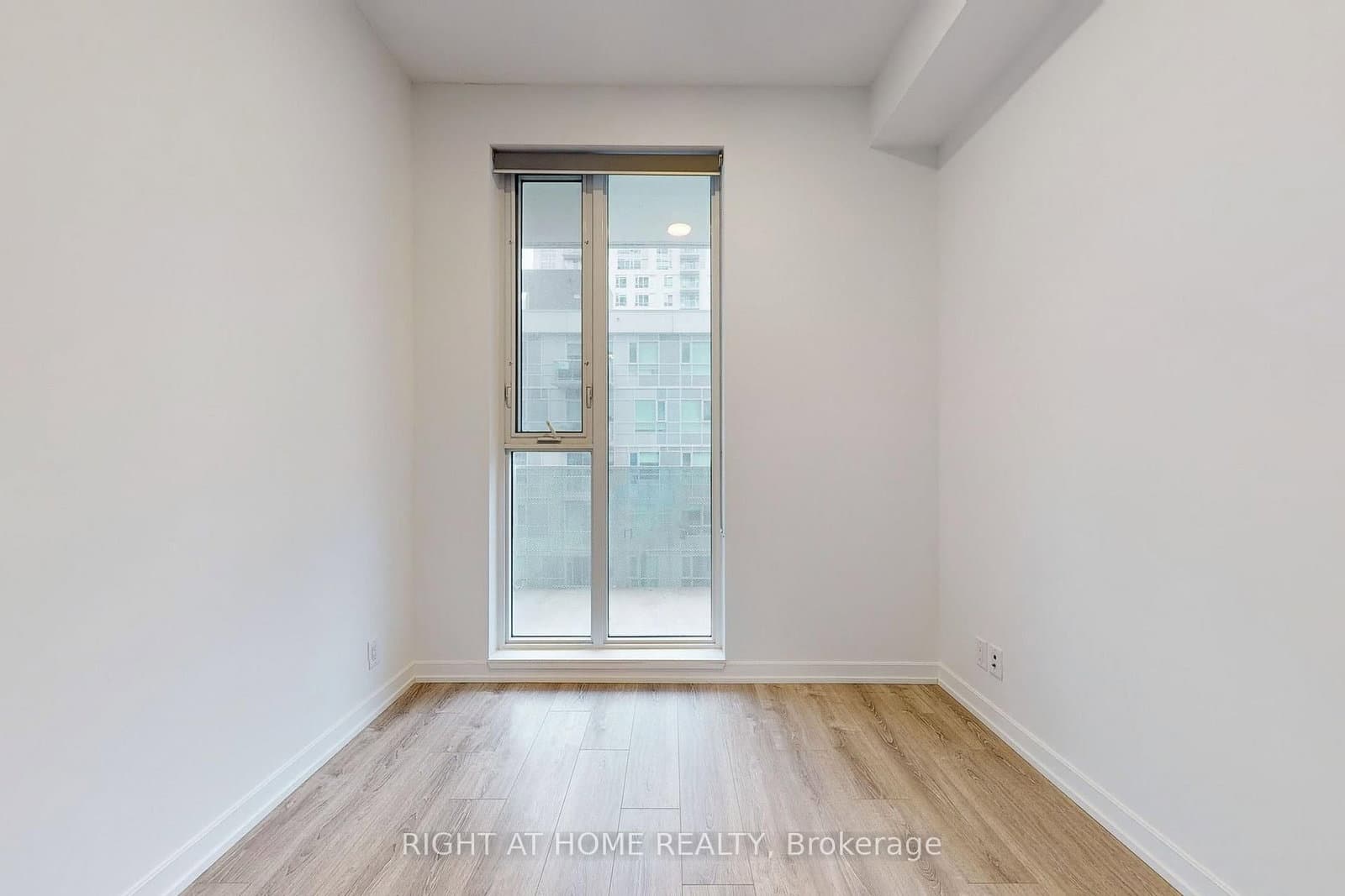 20 Tubman Avenue, Unit 707 thumbnail 8