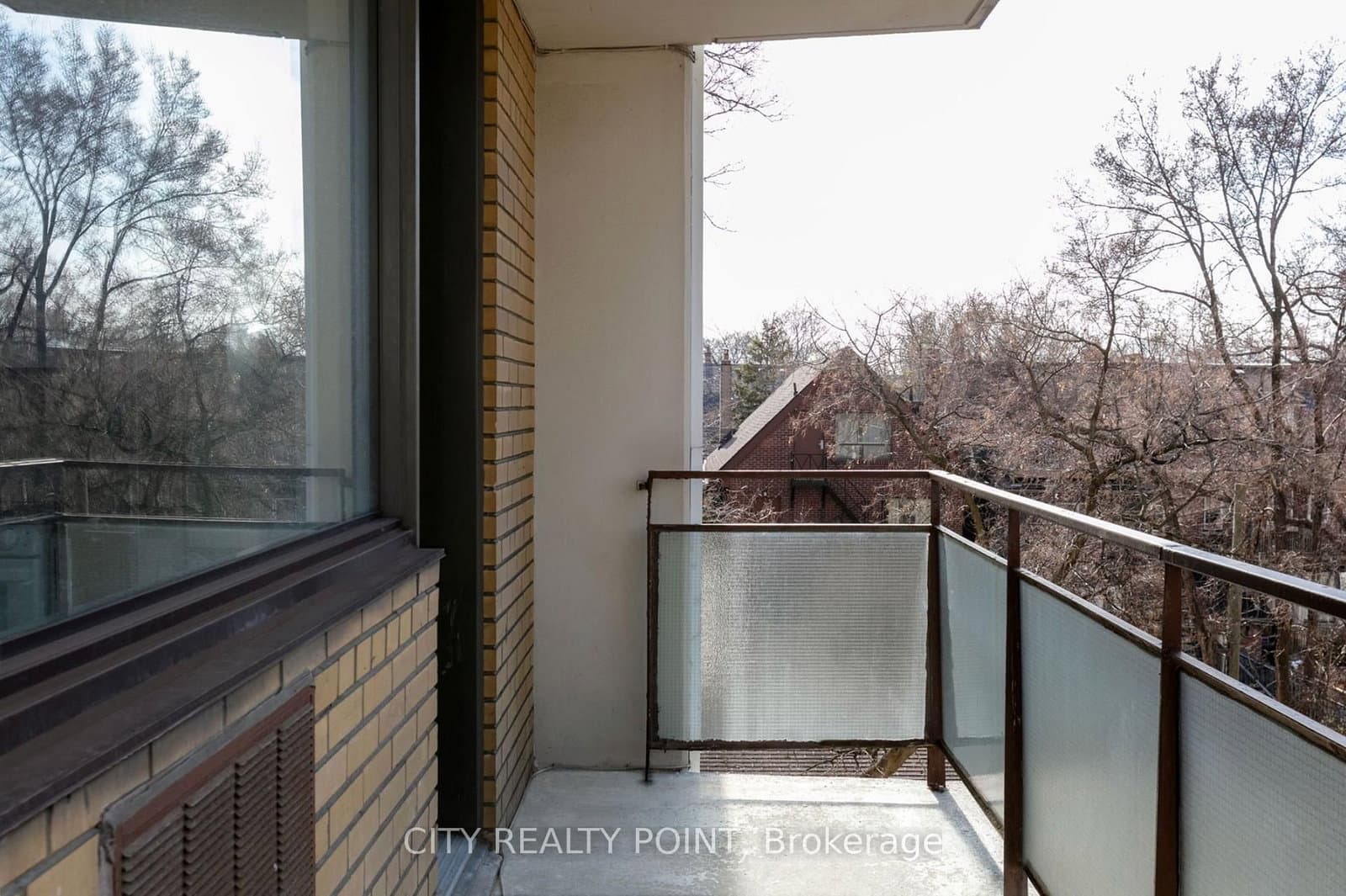 276 St George Street, Unit 804 thumbnail 17
