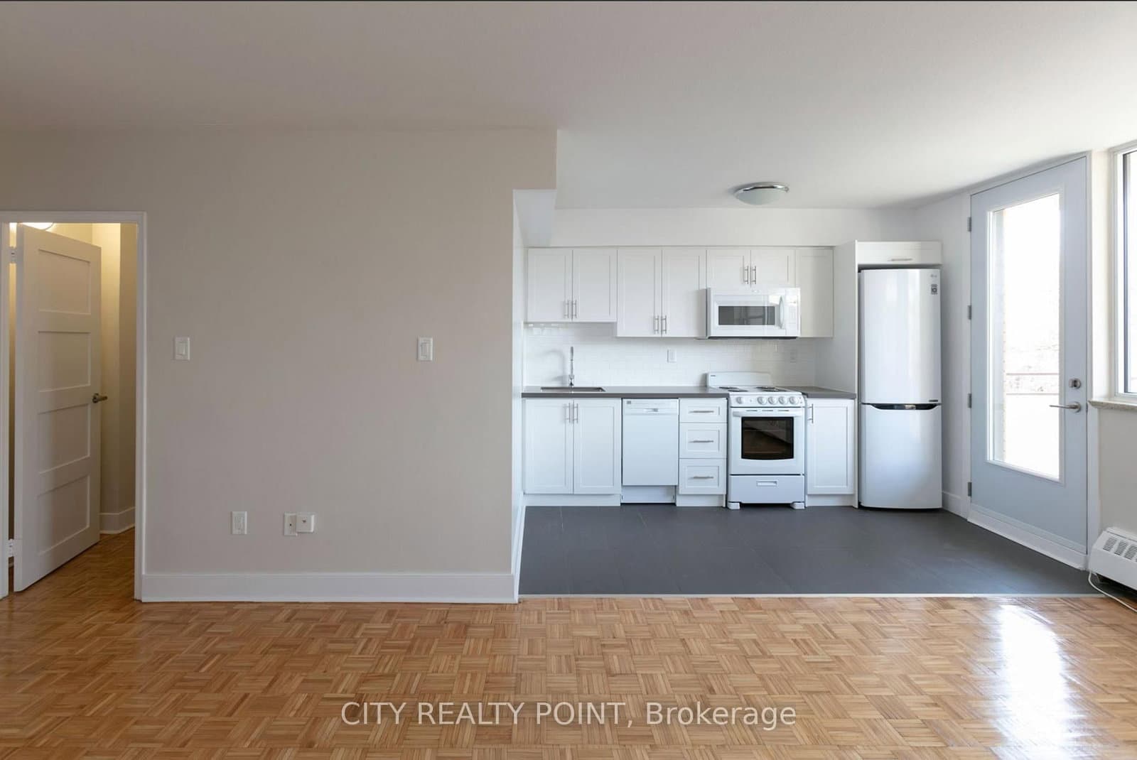 276 St George Street, Unit 804 thumbnail 3