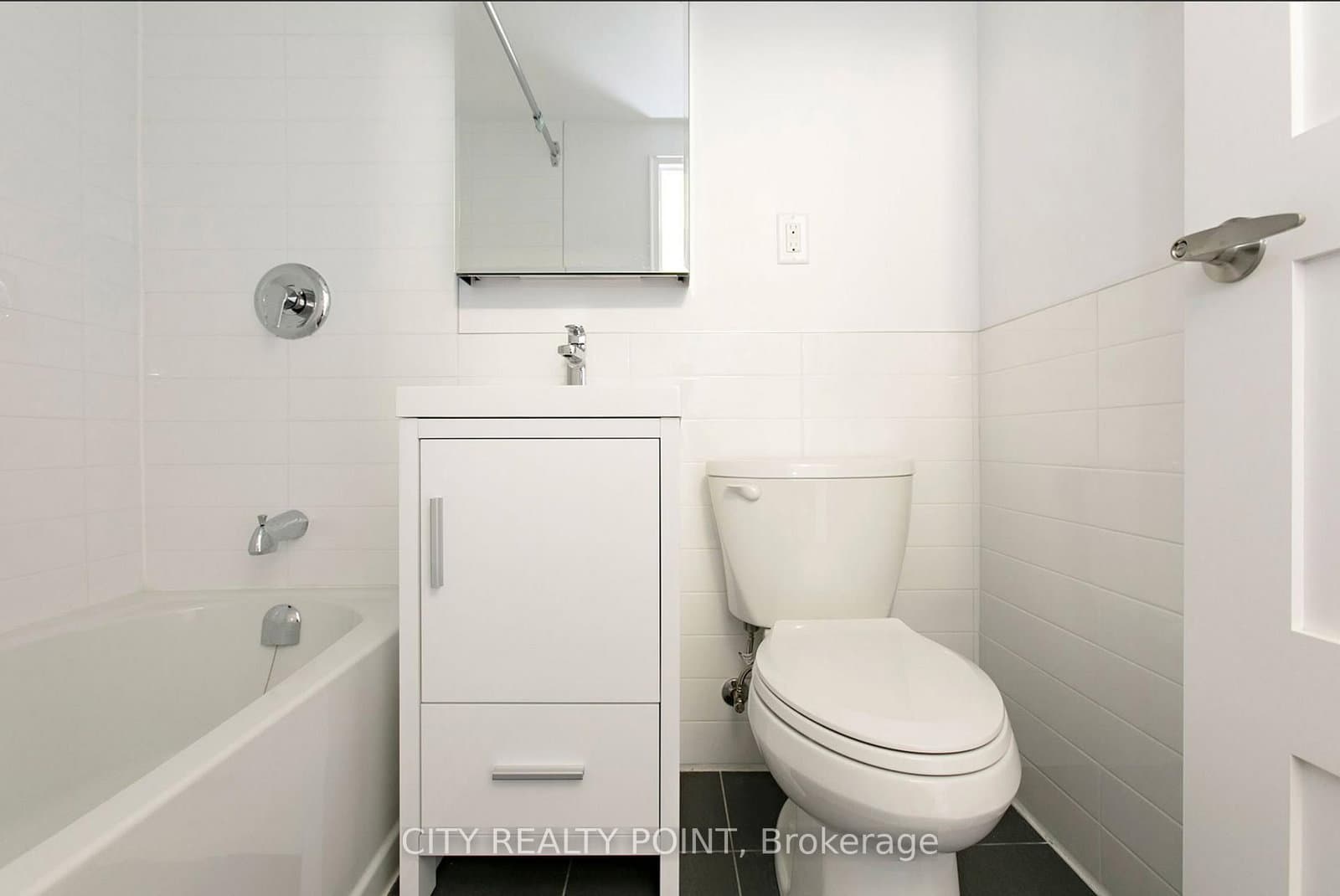 276 St George Street, Unit 804 thumbnail 6