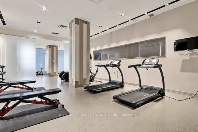 128 Fairview Mall Drive, Unit 405 thumbnail 31