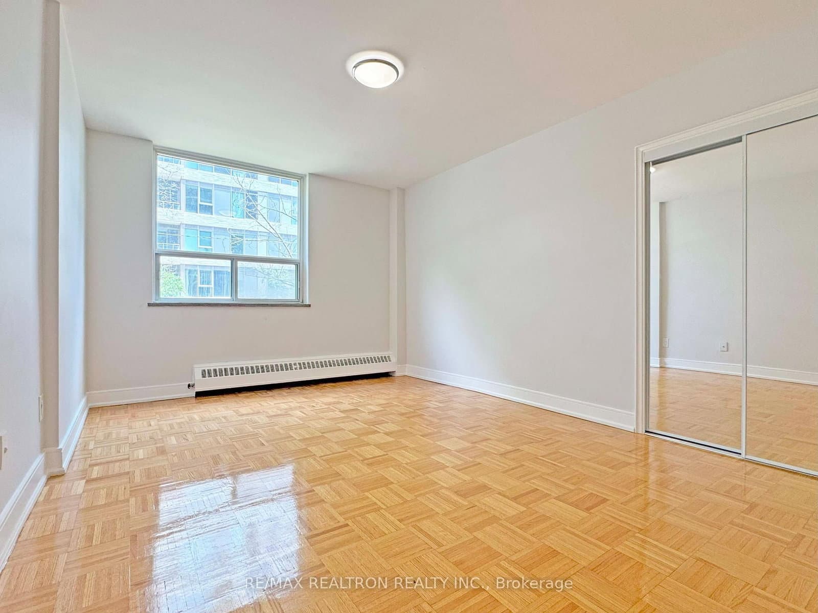 490 Eglinton Avenue E, Unit 206 thumbnail 11