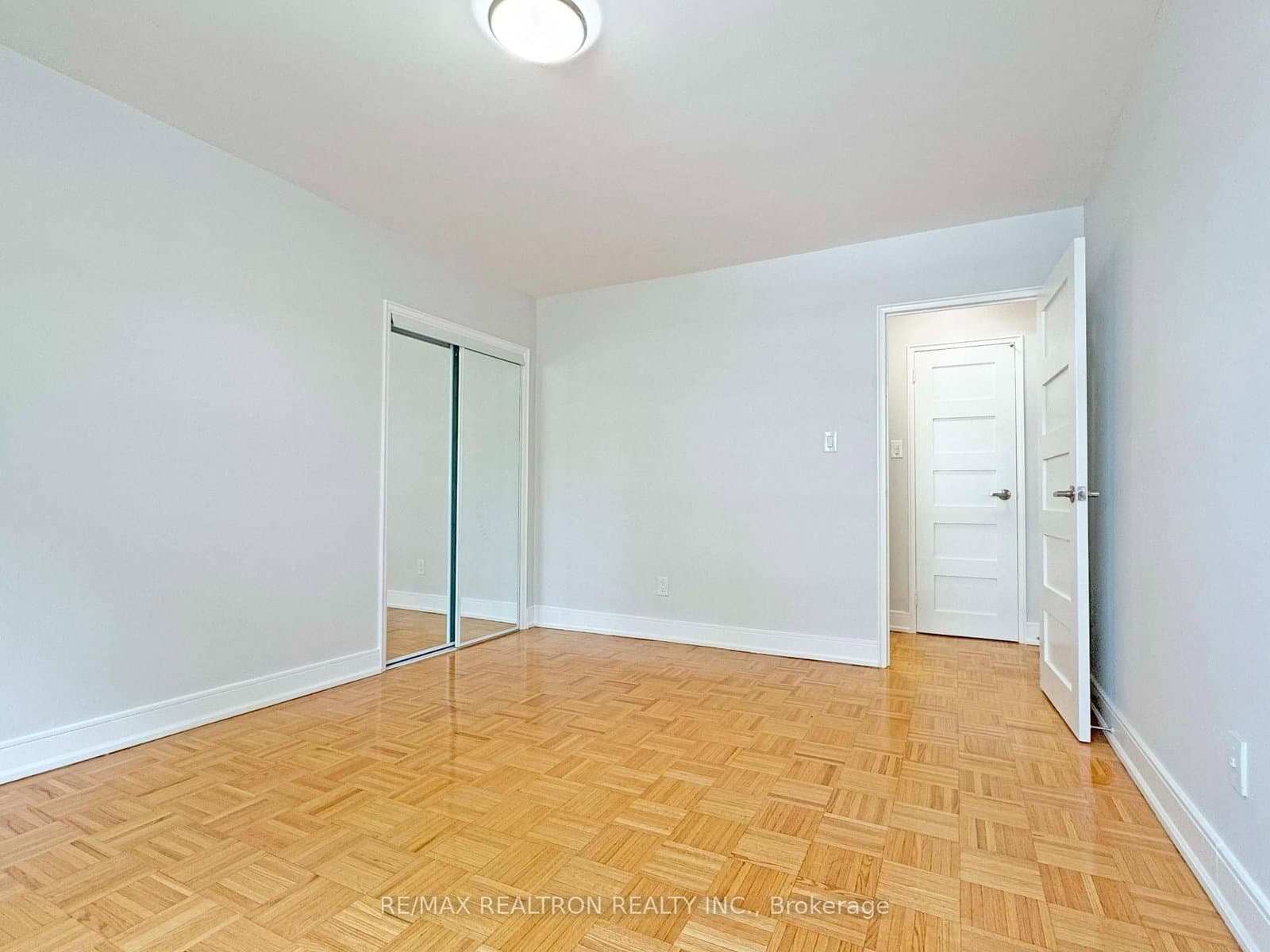 490 Eglinton Avenue E, Unit 206 thumbnail 13
