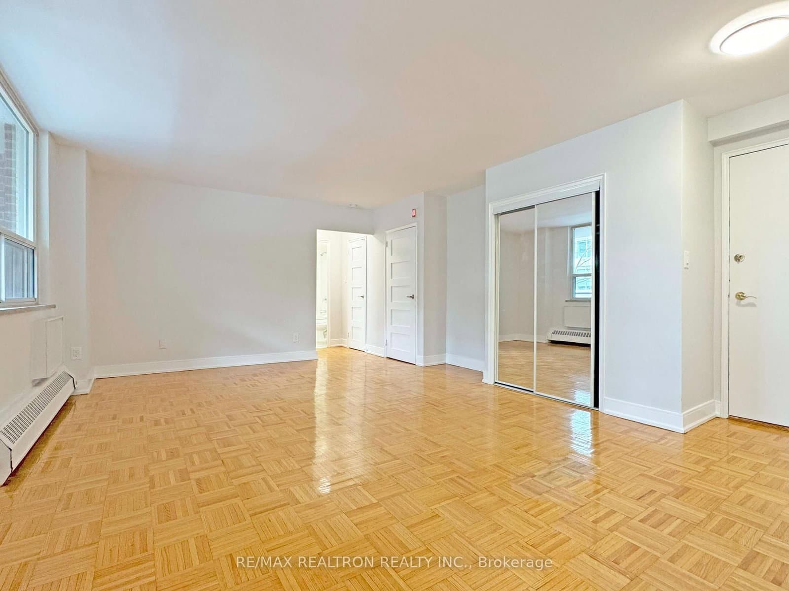 490 Eglinton Avenue E, Unit 206 thumbnail 3