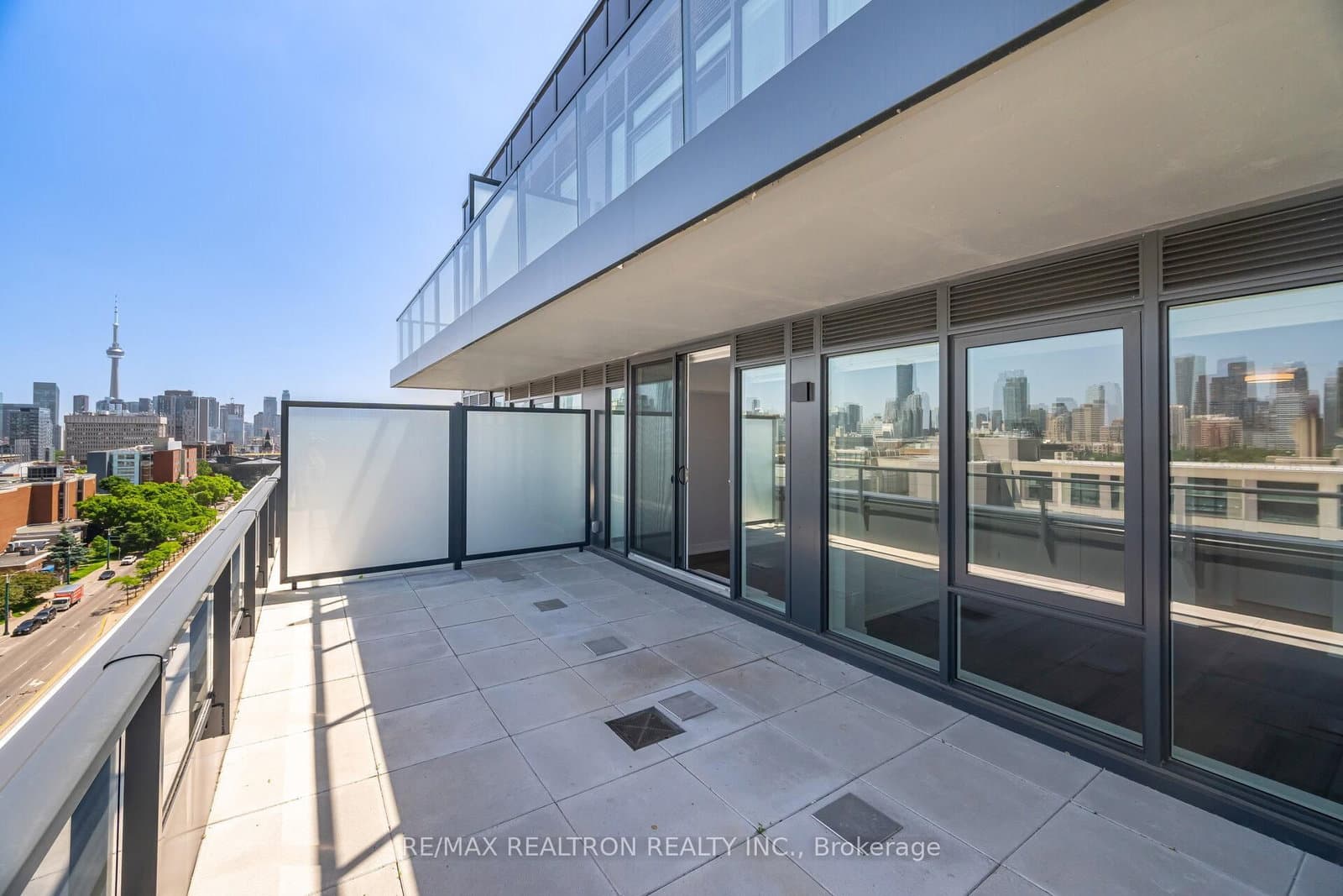 664 Spadina Avenue, Unit 1005 thumbnail 3