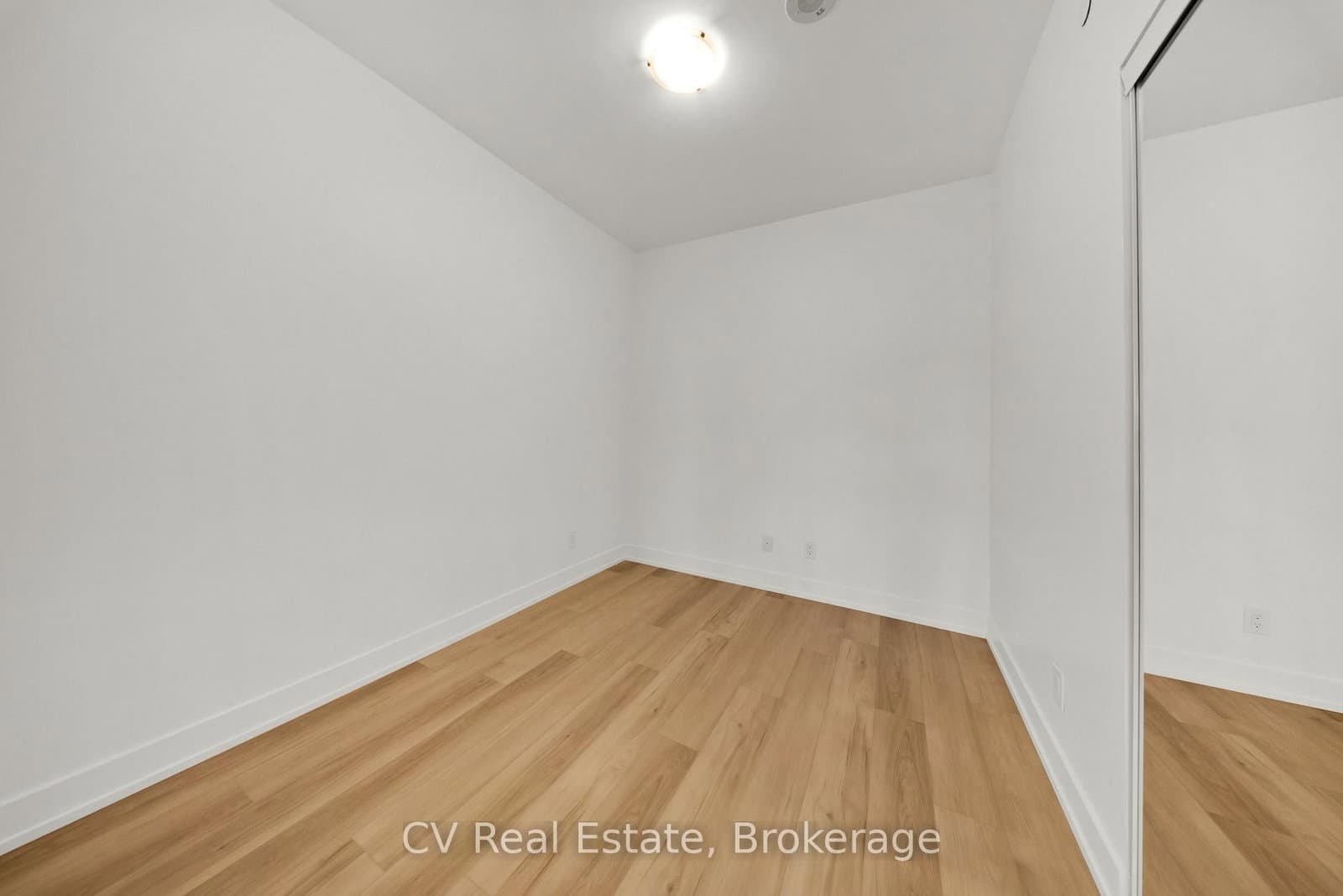 170 Chiltern Hill Road, Unit 317 thumbnail 15