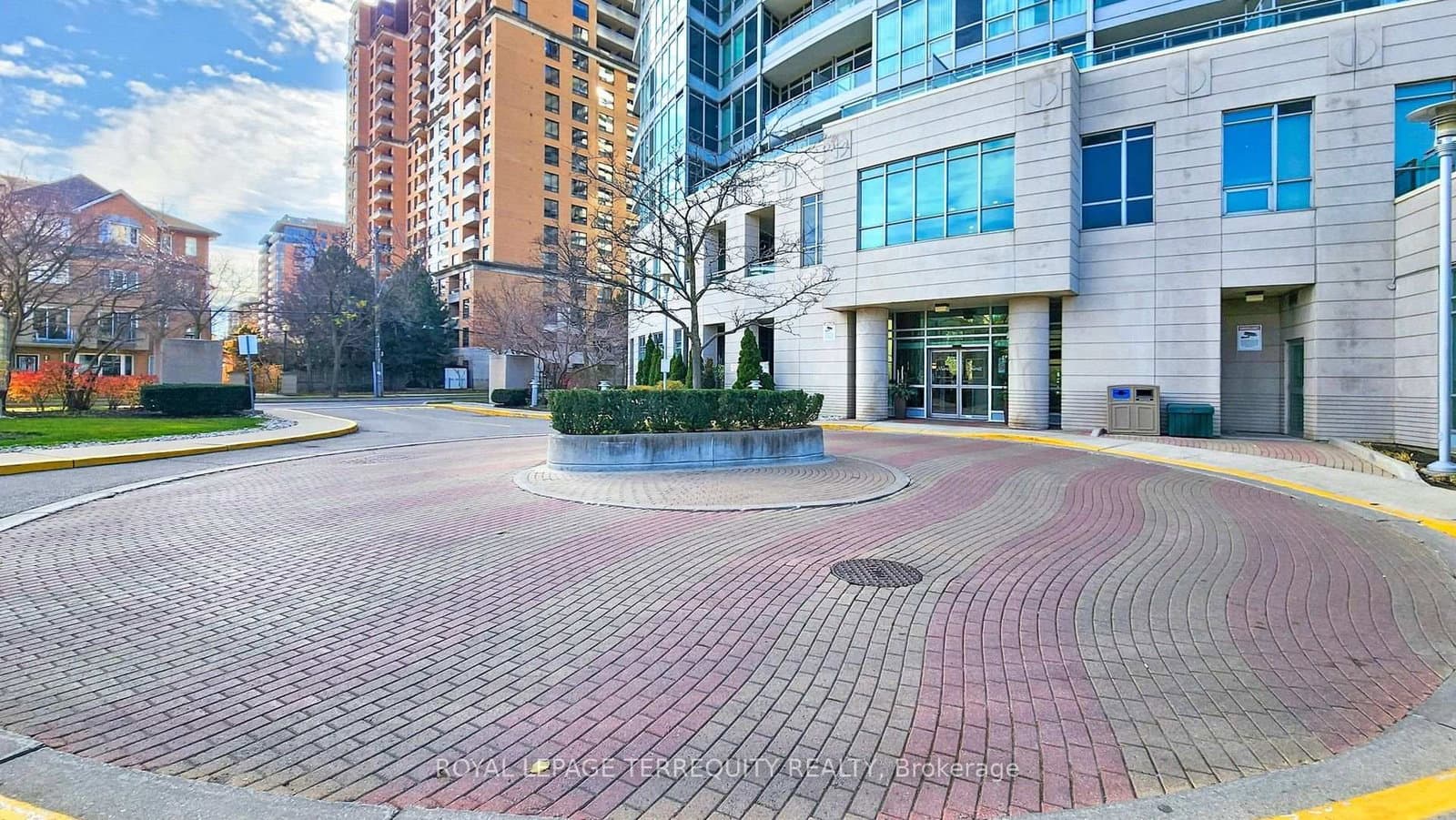 60 Byng Avenue, Unit 1509 thumbnail 3