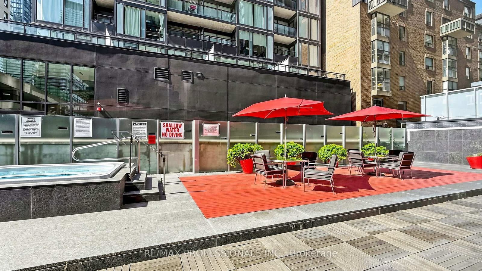 22 Wellesley Street E, Unit 2008 thumbnail 36