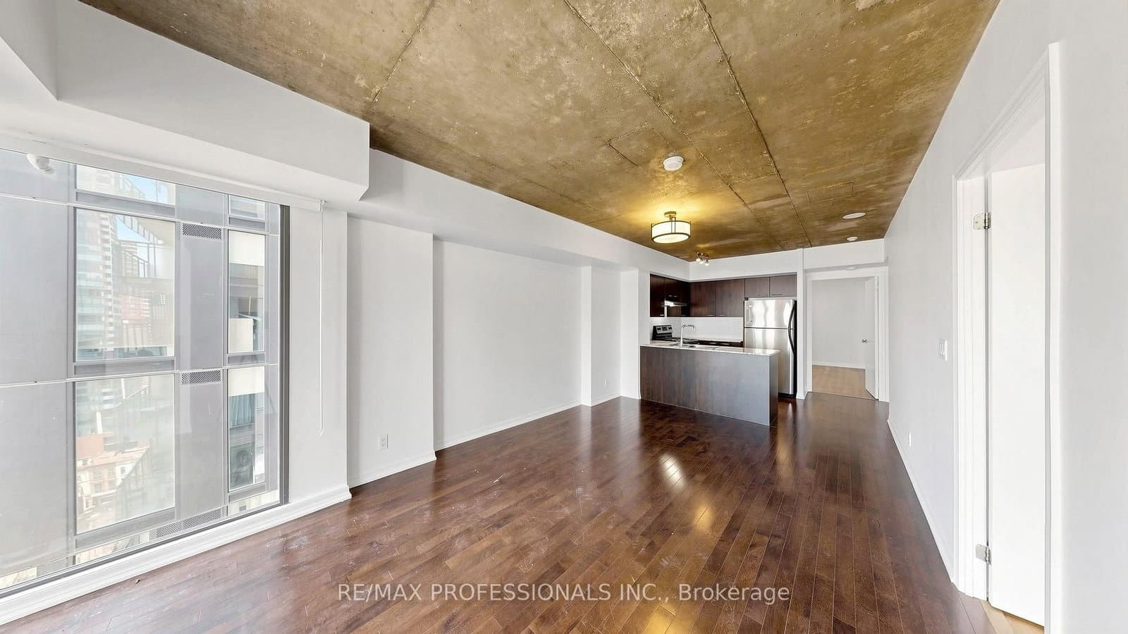 22 Wellesley Street E, Unit 2008 thumbnail 9