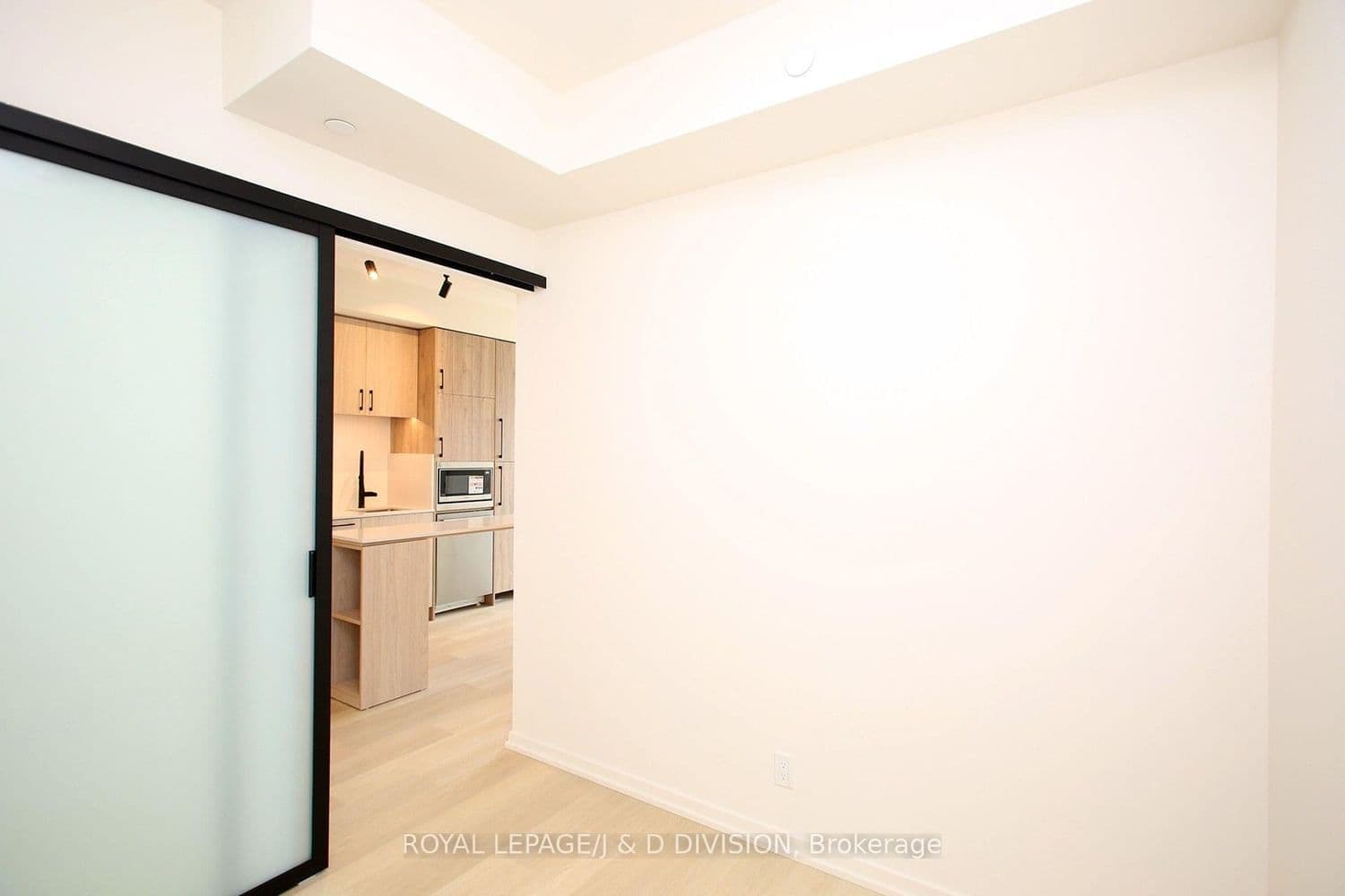 109 Erskine Avenue, Unit 1304 thumbnail 22