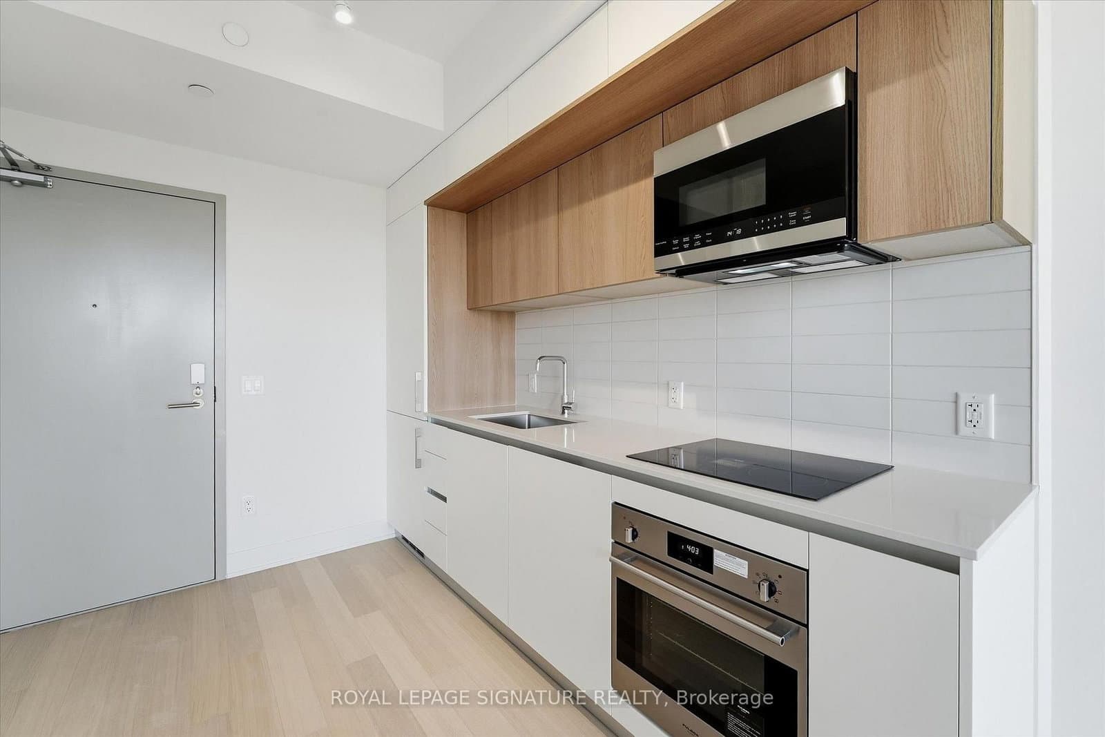 322 Dupont Street, Unit 1004 thumbnail 18