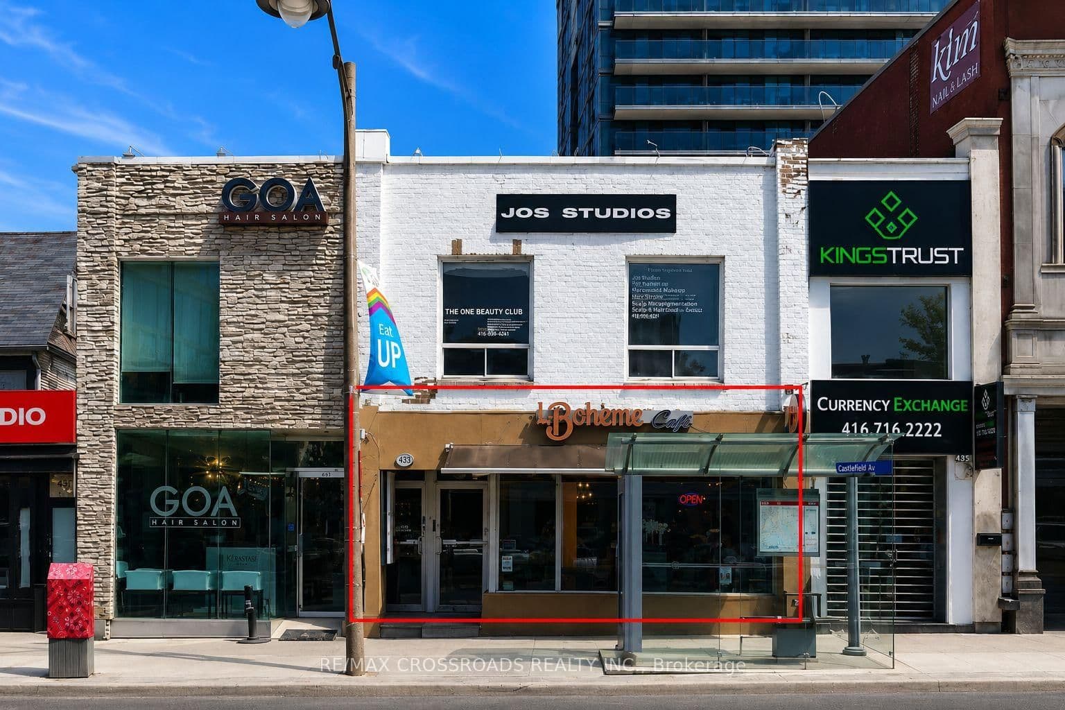 2481 Yonge Street thumbnail 3