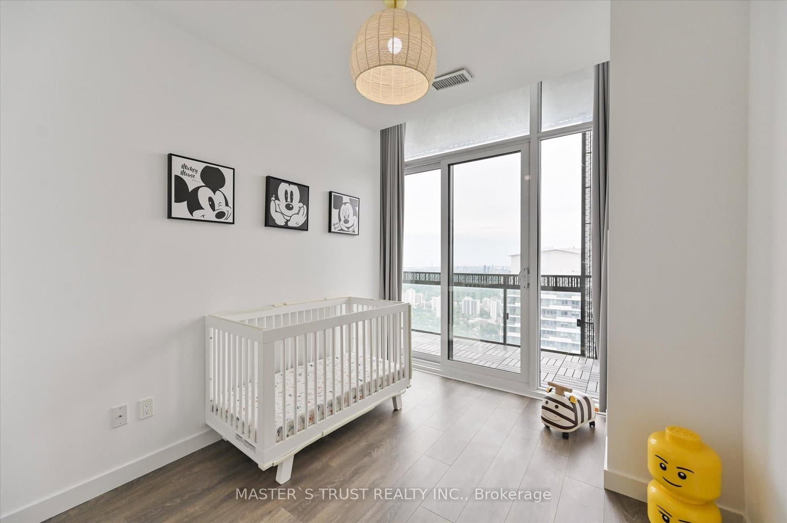 8 Eglinton Avenue E, Unit PH5801 thumbnail 24