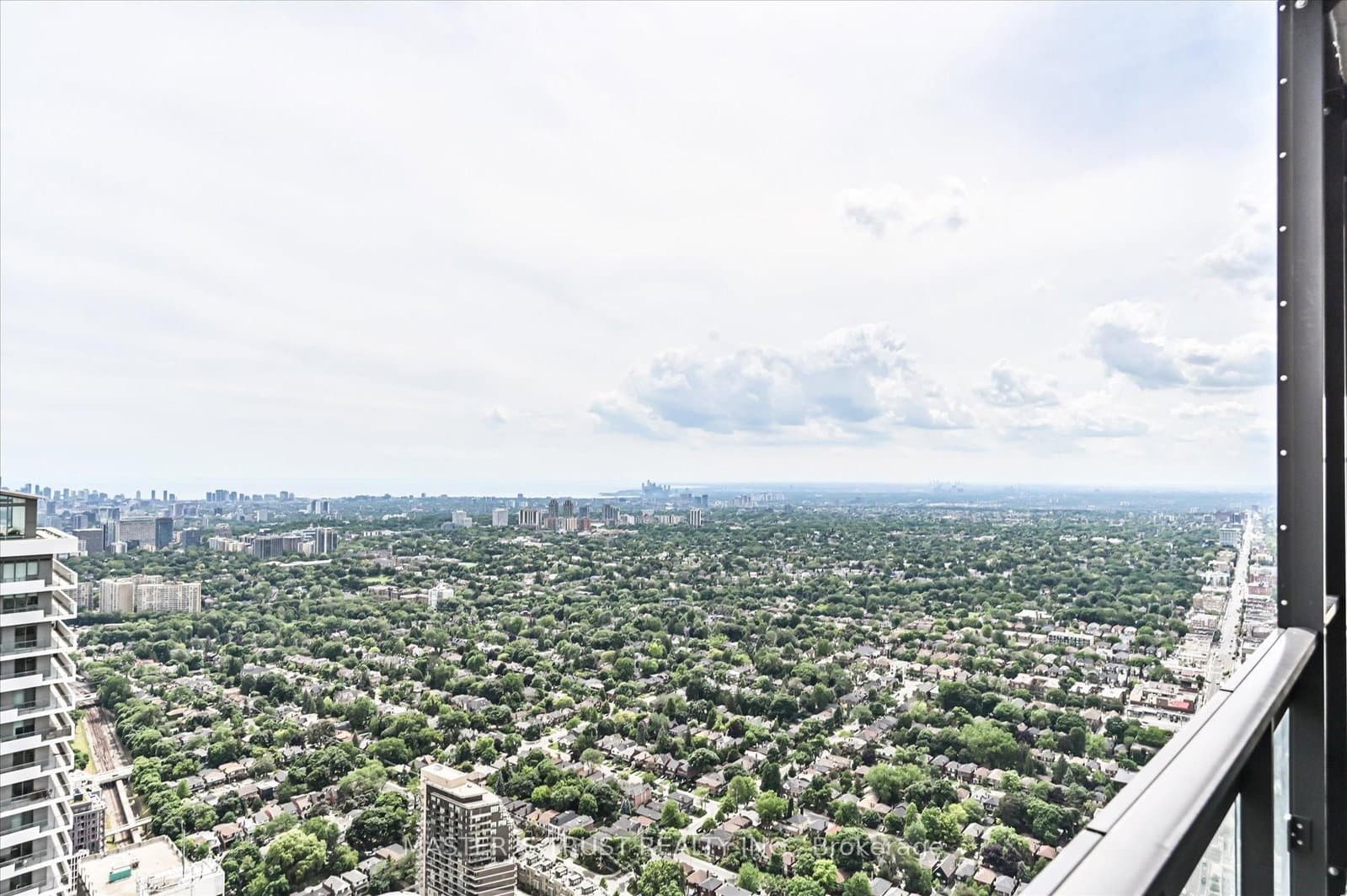 8 Eglinton Avenue E, Unit PH5801 thumbnail 31