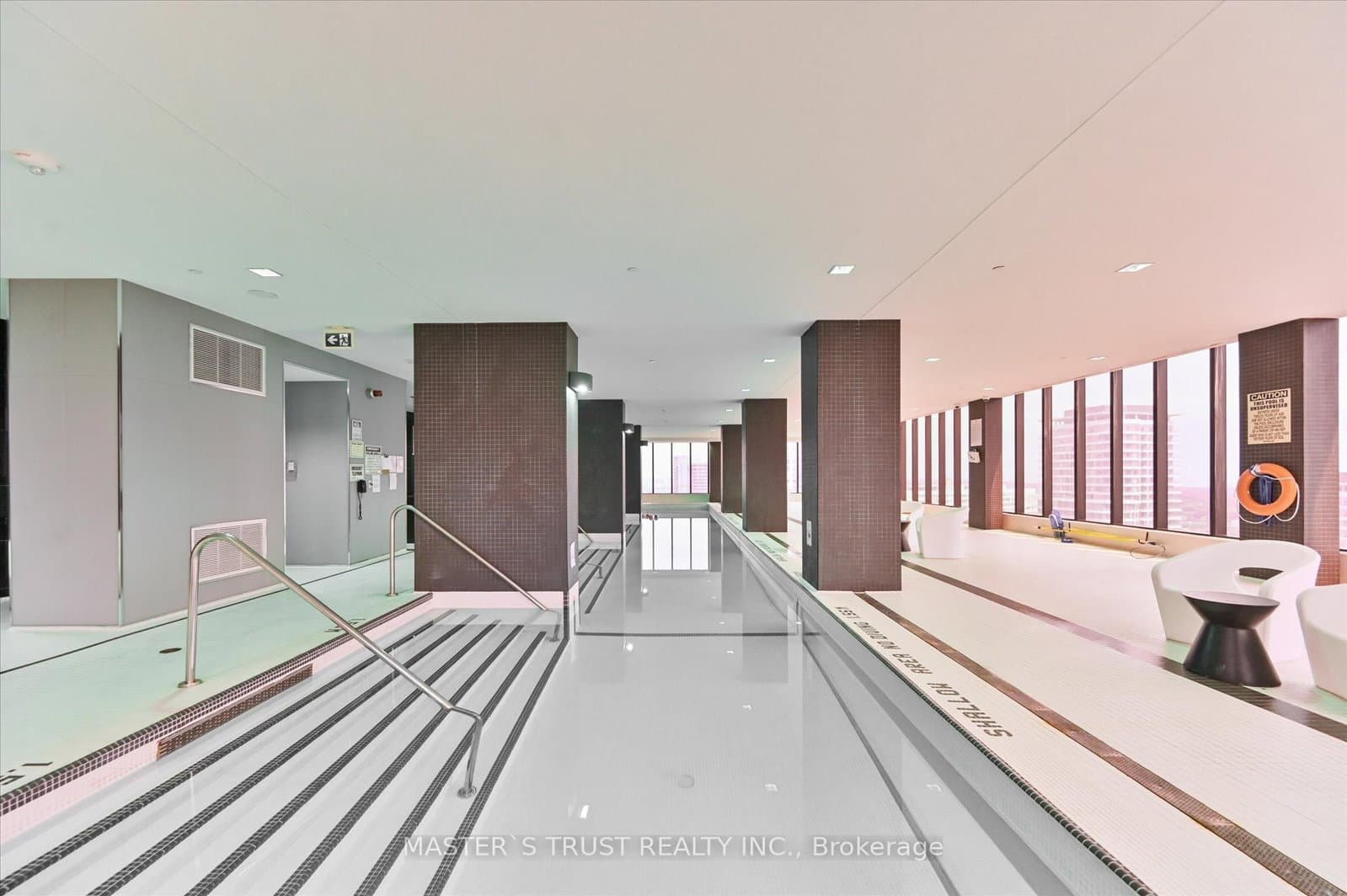 8 Eglinton Avenue E, Unit PH5801 thumbnail 33