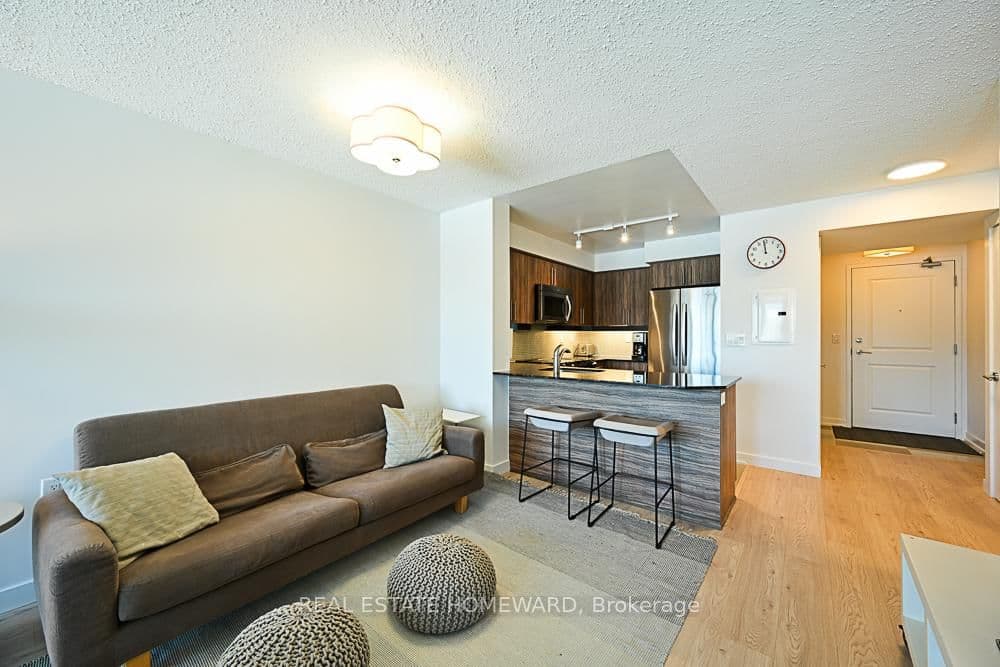 125 Western Battery Road, Unit 913 thumbnail 10