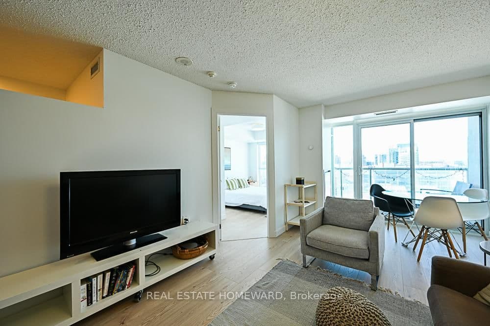 125 Western Battery Road, Unit 913 thumbnail 15