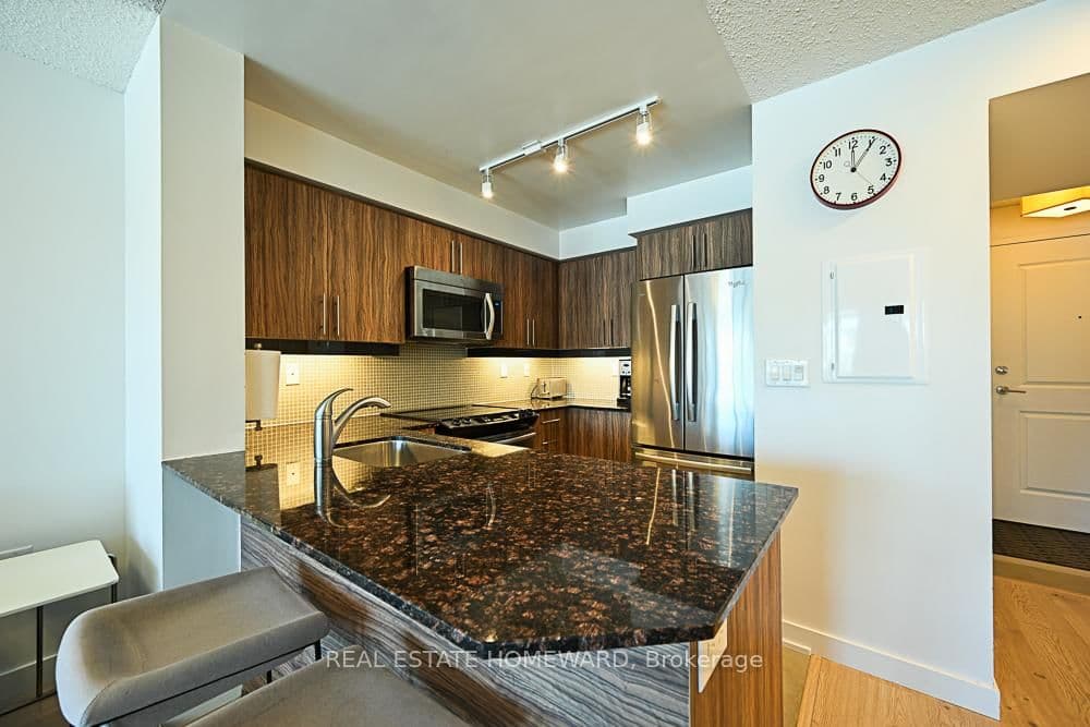 125 Western Battery Road, Unit 913 thumbnail 26