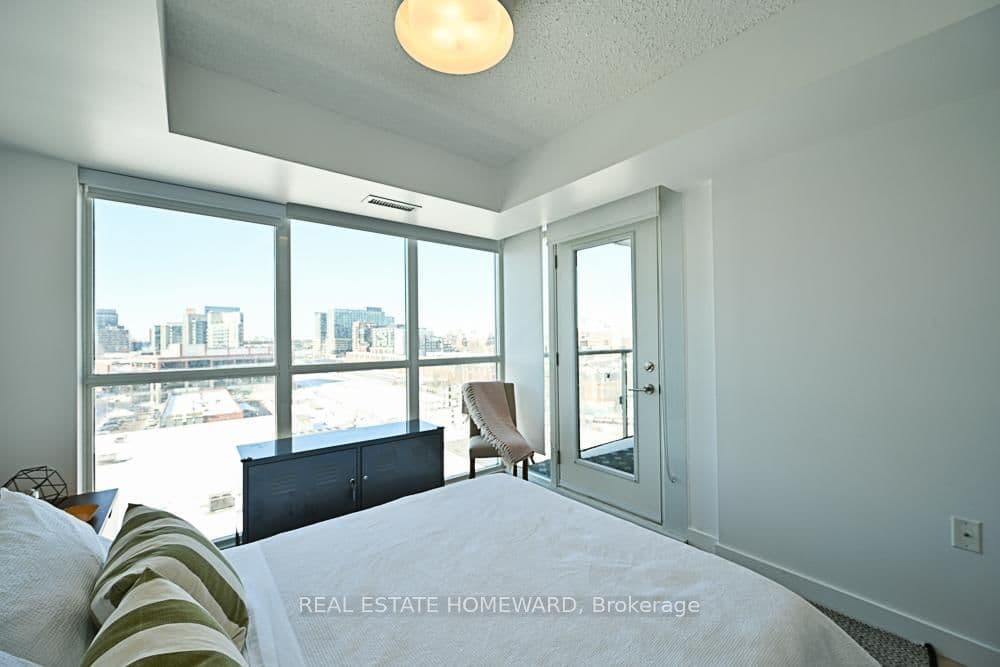 125 Western Battery Road, Unit 913 thumbnail 6