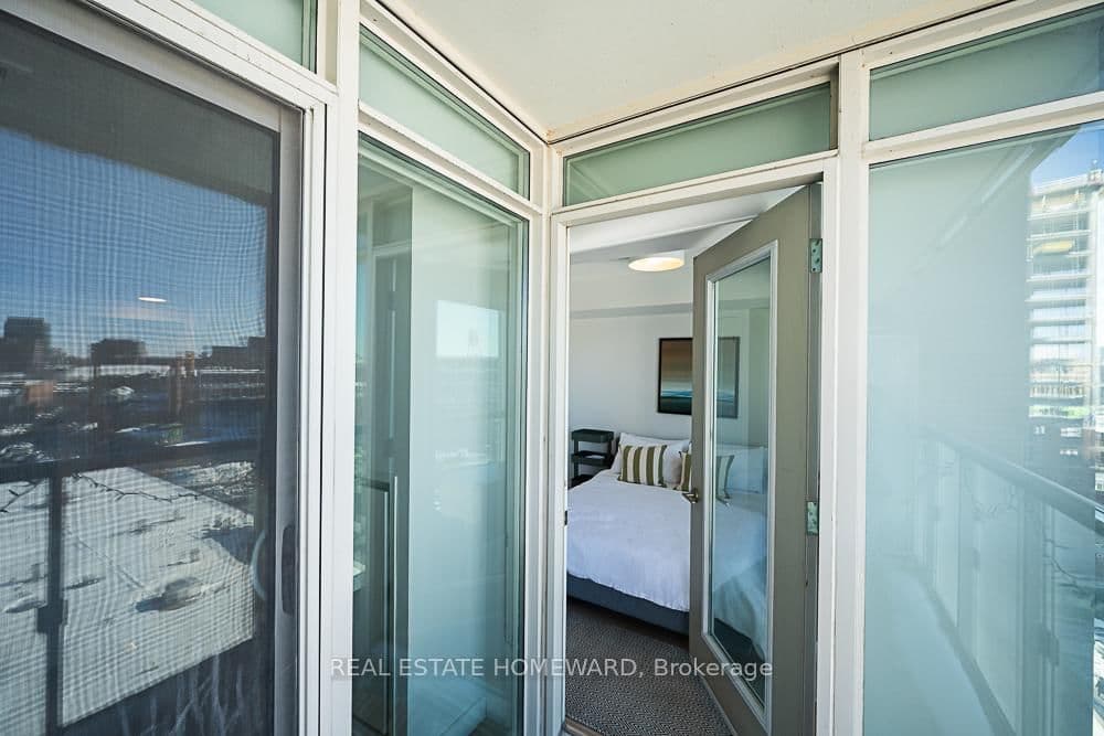 125 Western Battery Road, Unit 913 thumbnail 8