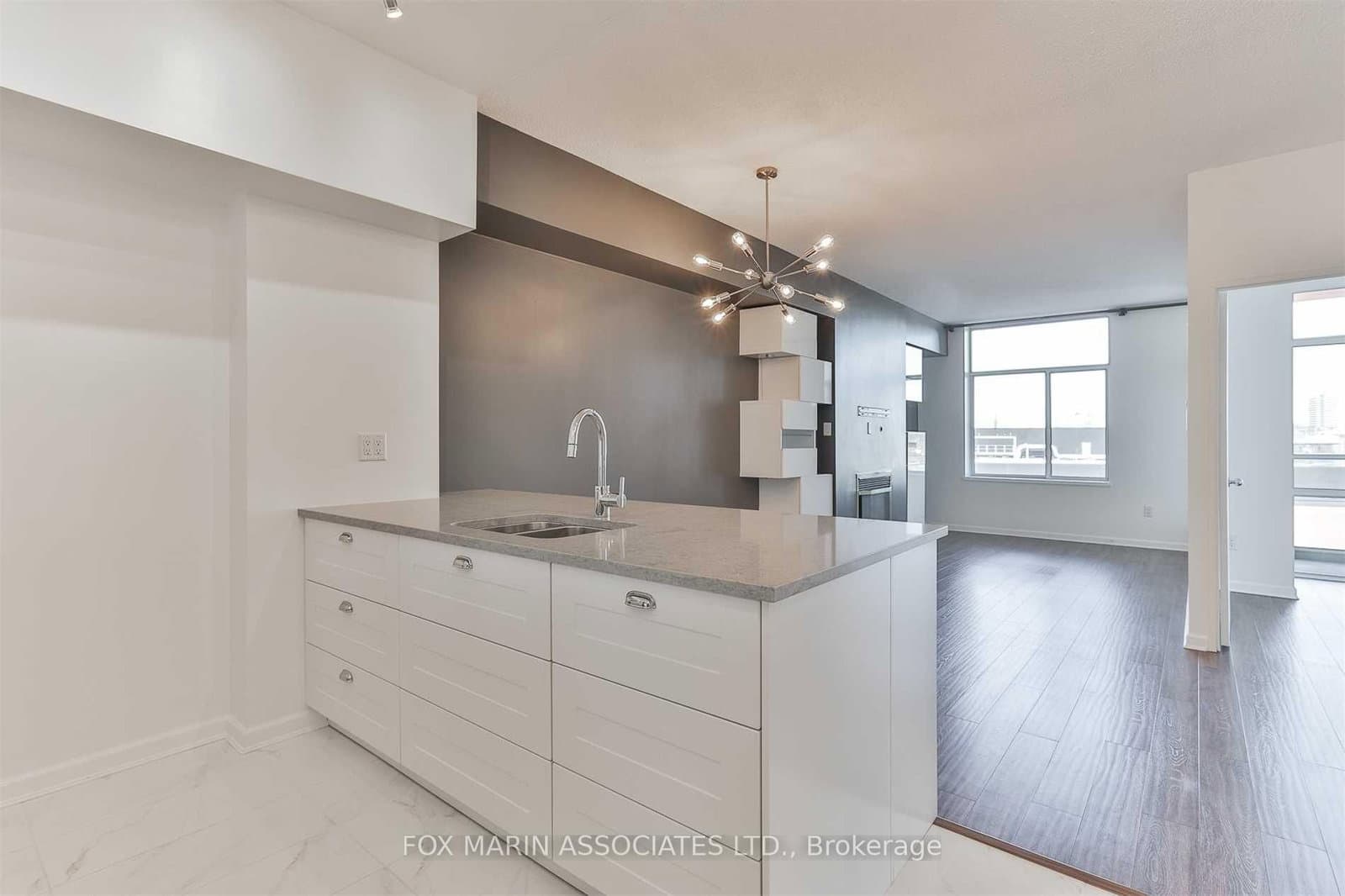 39 Parliament Street, Unit 1108 - Image 1