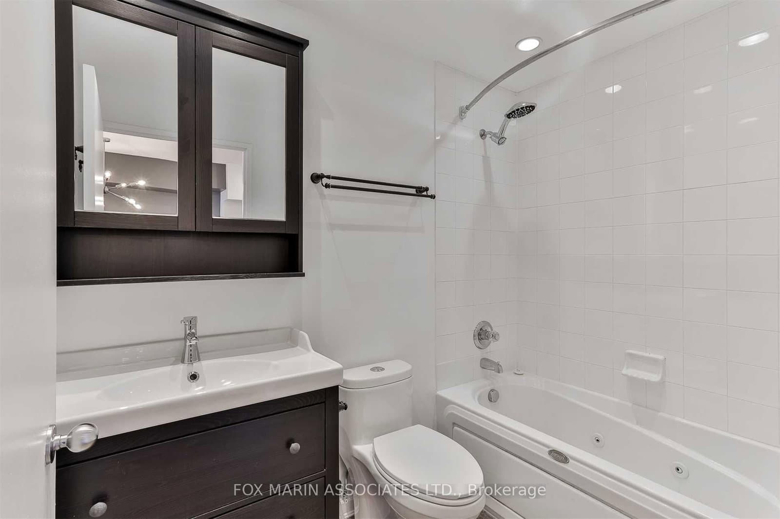 39 Parliament Street, Unit 1108 thumbnail 18