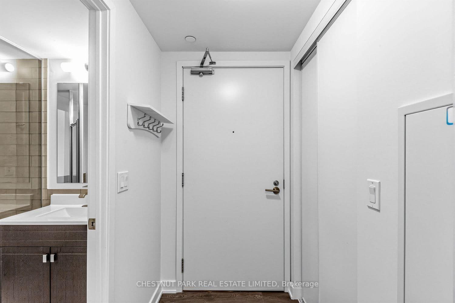 6 Sonic Way, Unit 2401 thumbnail 9