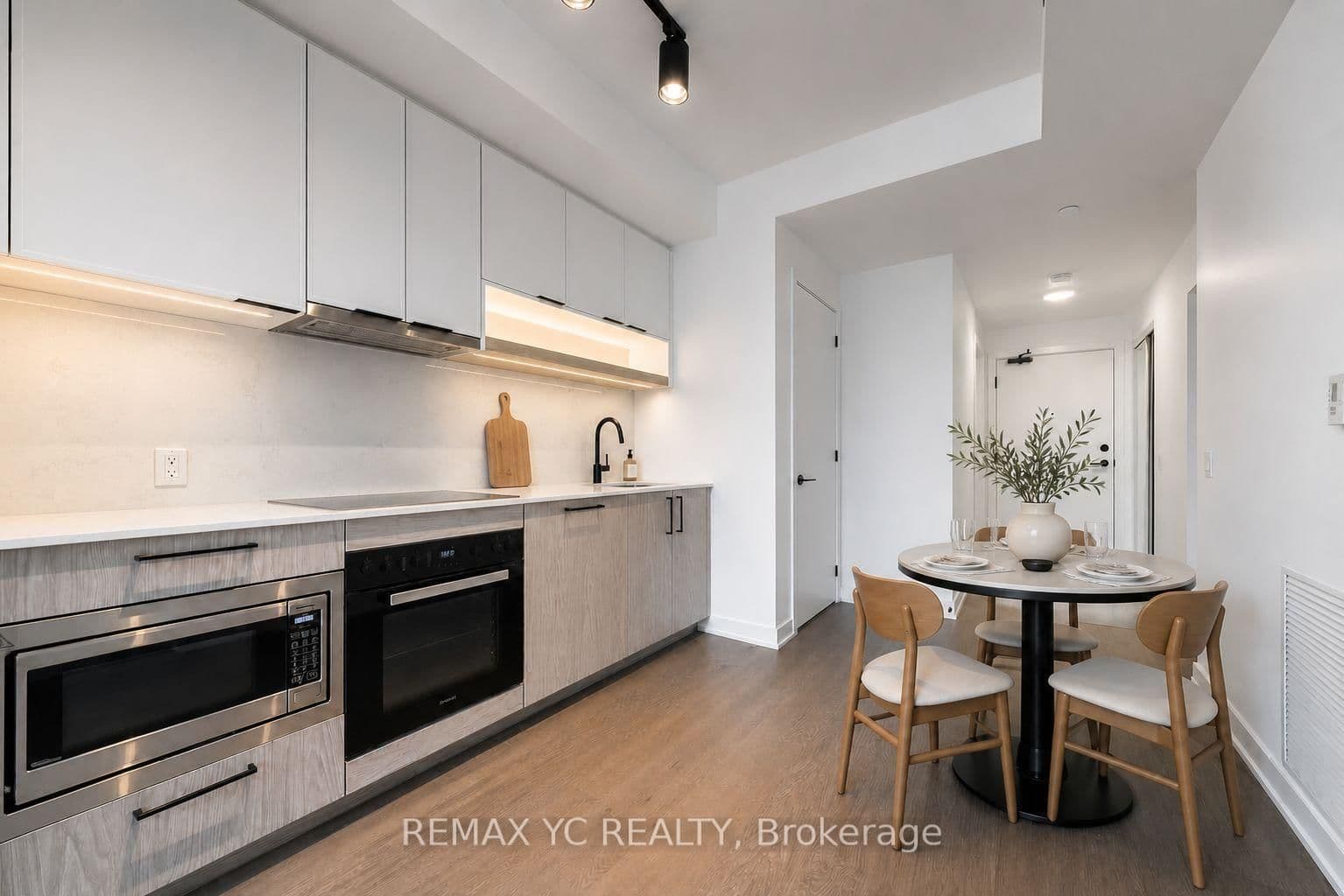 91 Montclair Avenue, Unit 725 thumbnail 4