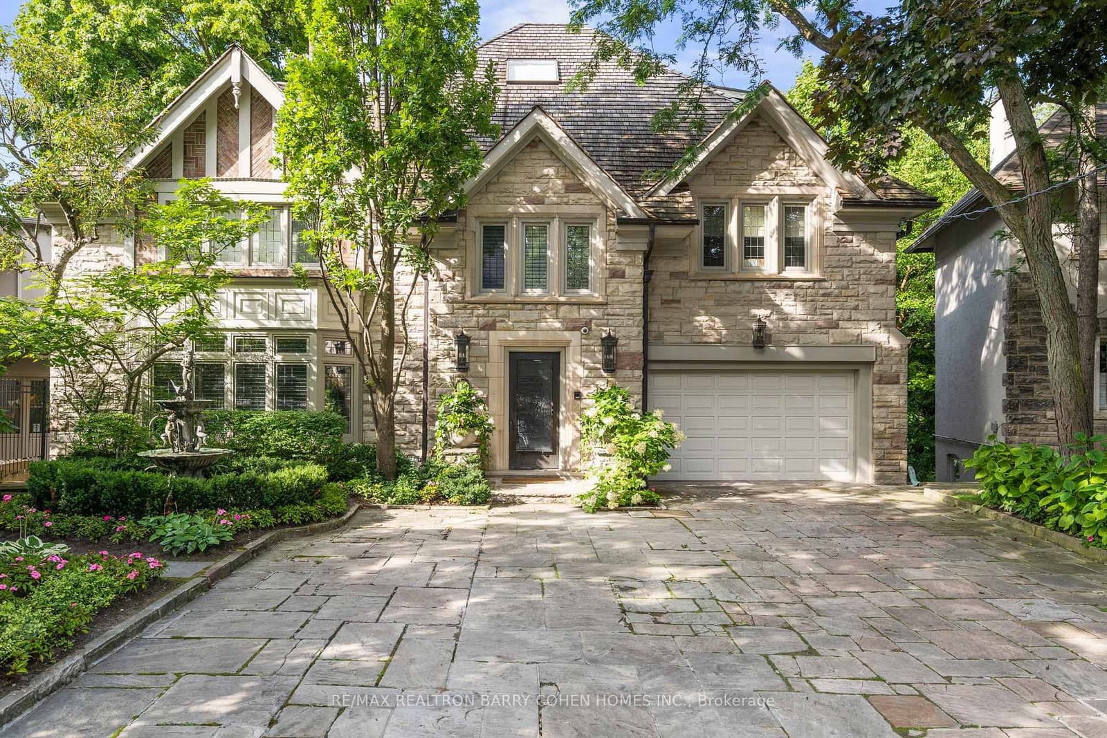 11 Ormsby Crescent - Image 1