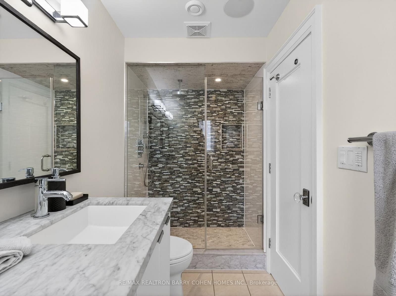 11 Ormsby Crescent thumbnail 36