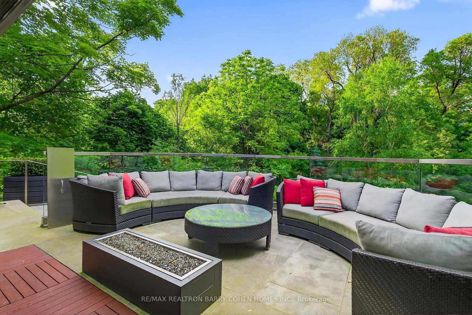 11 Ormsby Crescent thumbnail 40