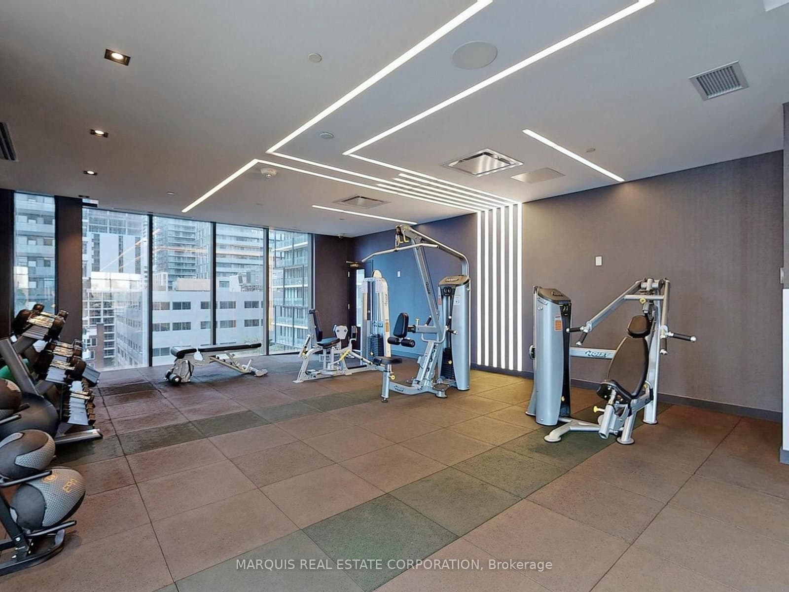 330 Richmond Street W, Unit 505BR2 thumbnail 7