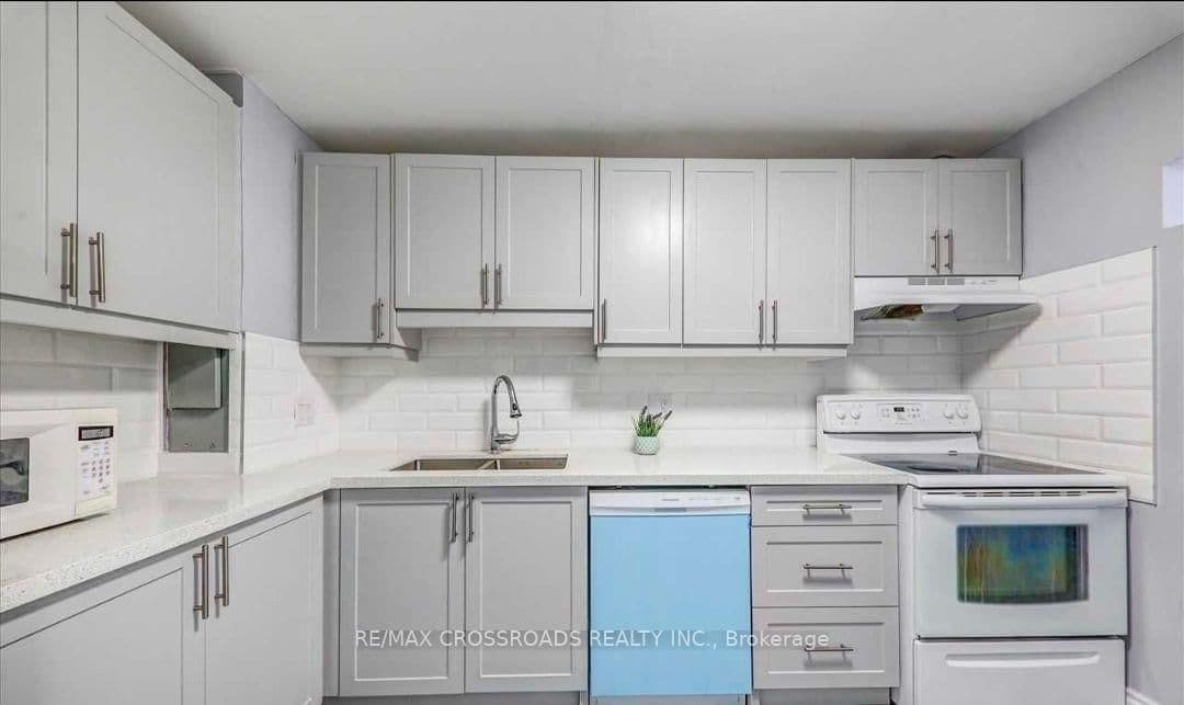 735 Don Mills Road, Unit 604 thumbnail 9