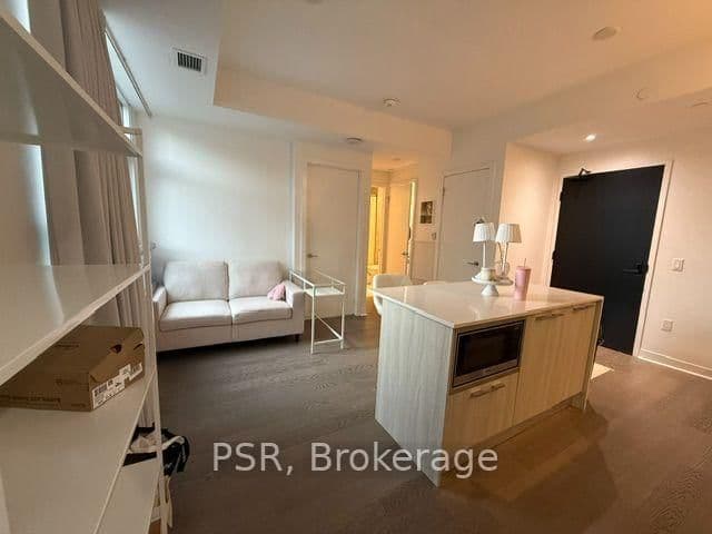 501 Adelaide Street W, Unit 710 thumbnail 3