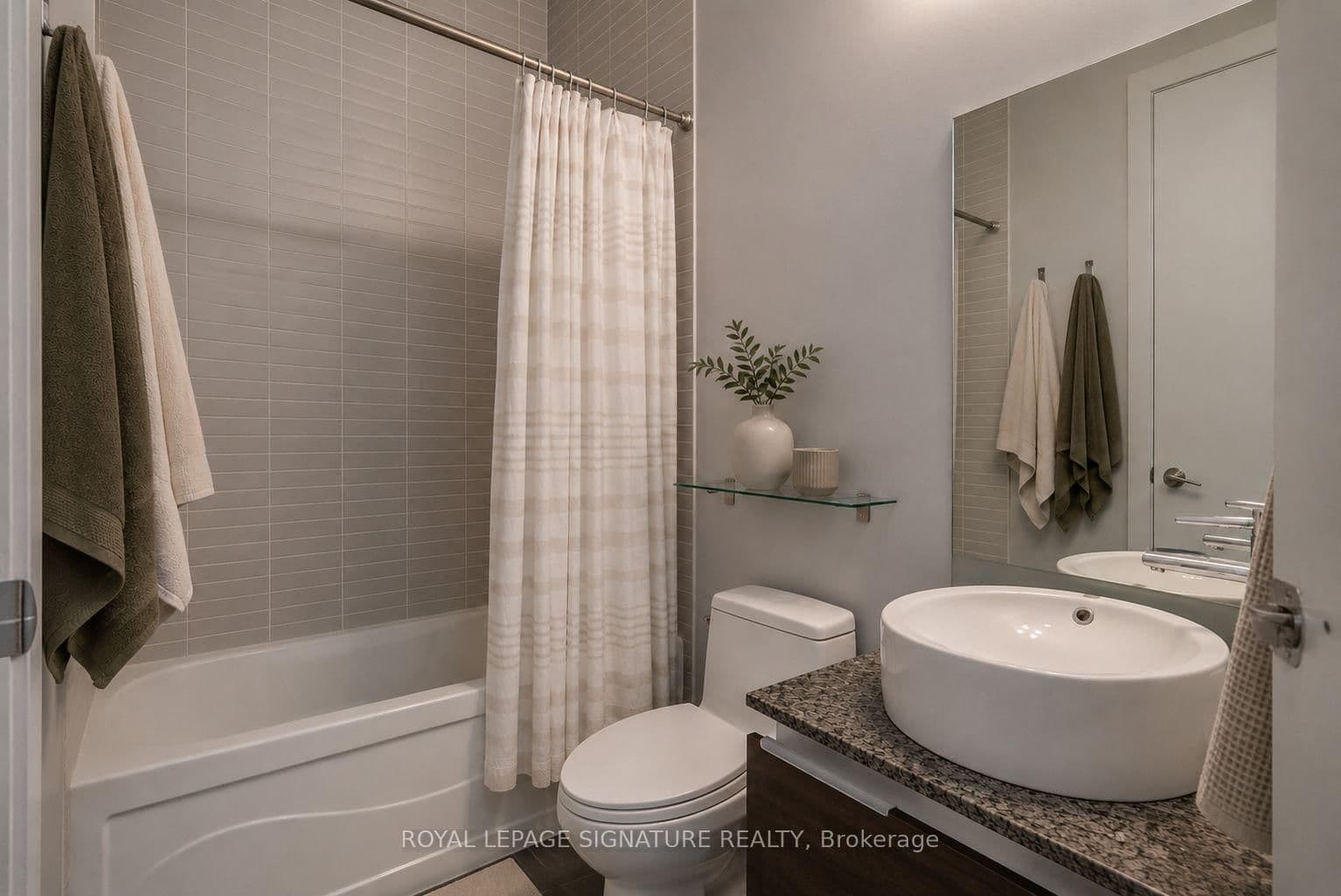 205 Frederick Street, Unit PH09 thumbnail 11