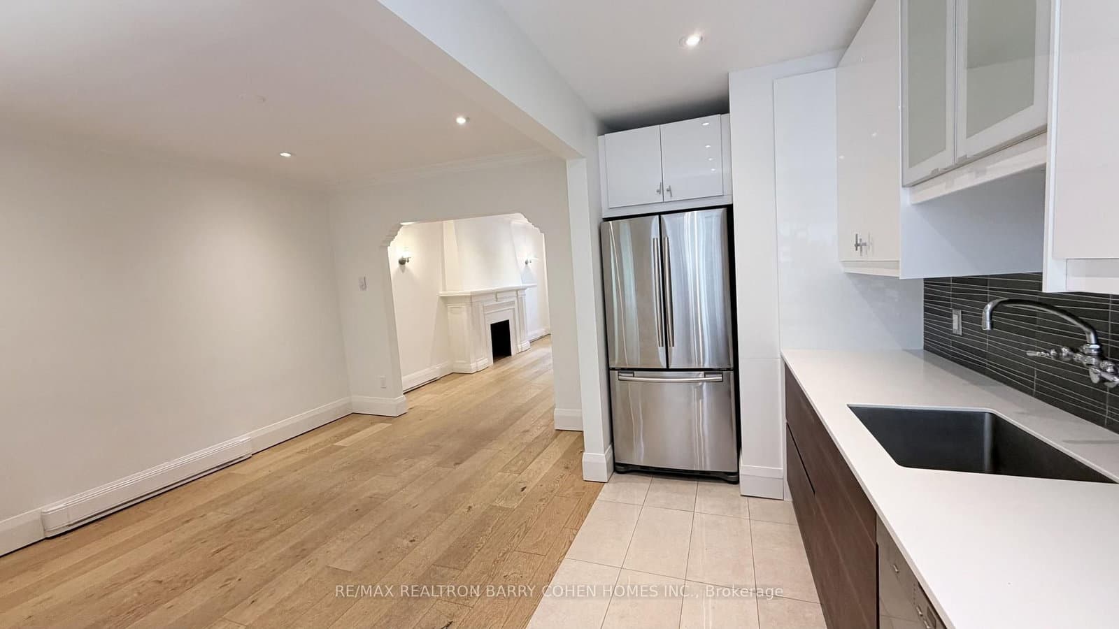 107 Chatsworth Drive, Unit 1 thumbnail 13