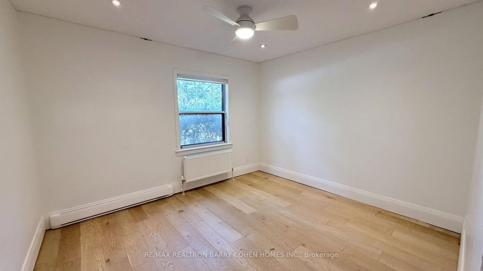 107 Chatsworth Drive, Unit 1 thumbnail 16