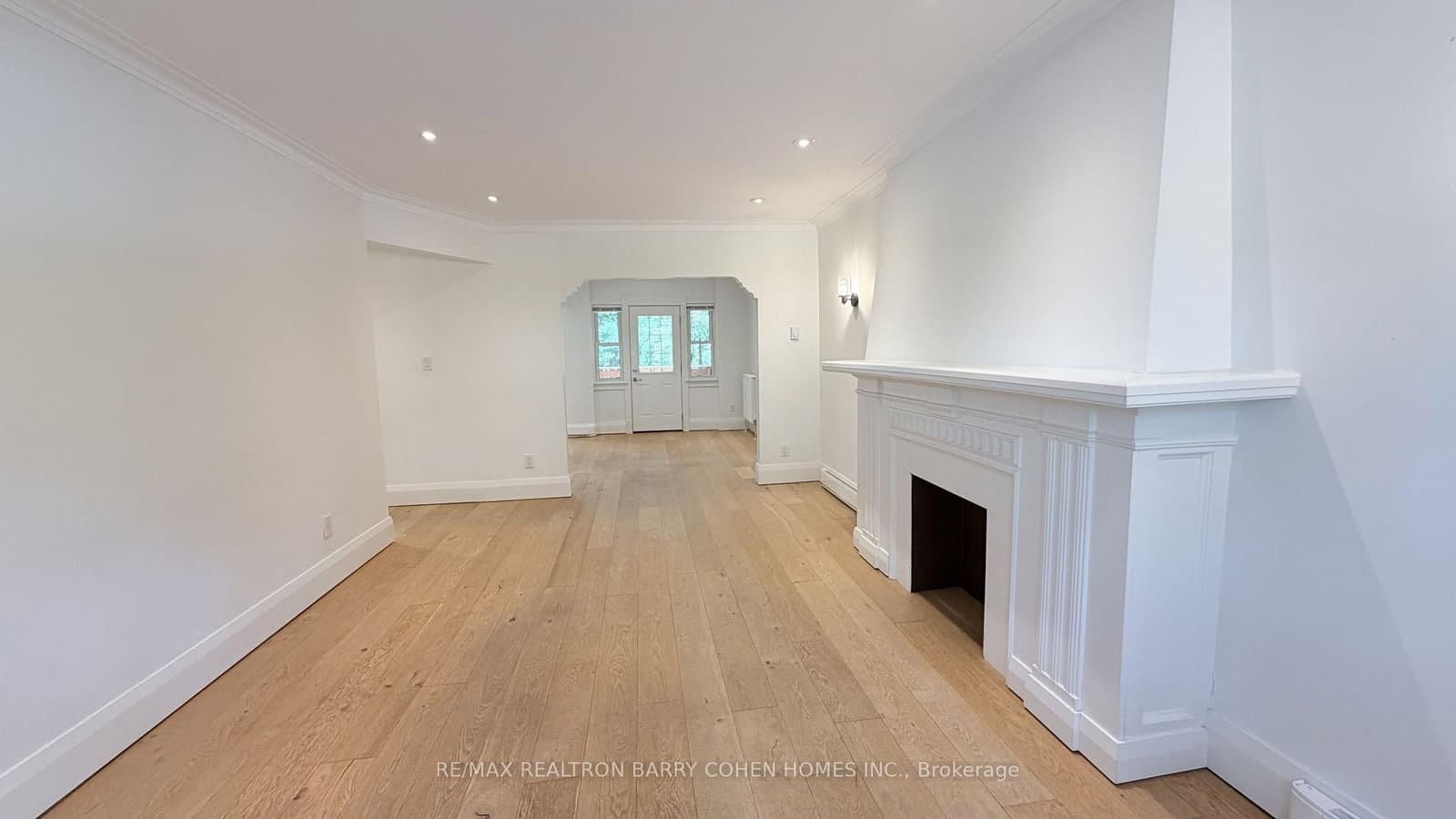 107 Chatsworth Drive, Unit 1 thumbnail 5