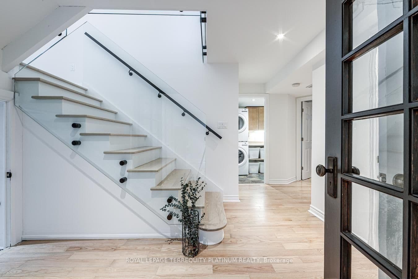 204 Ellerslie Avenue thumbnail 22