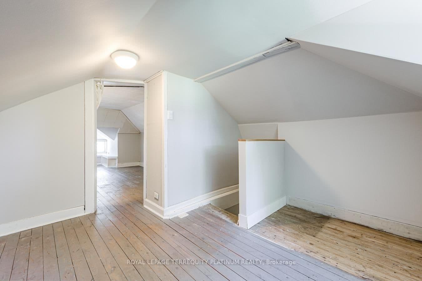 204 Ellerslie Avenue thumbnail 34