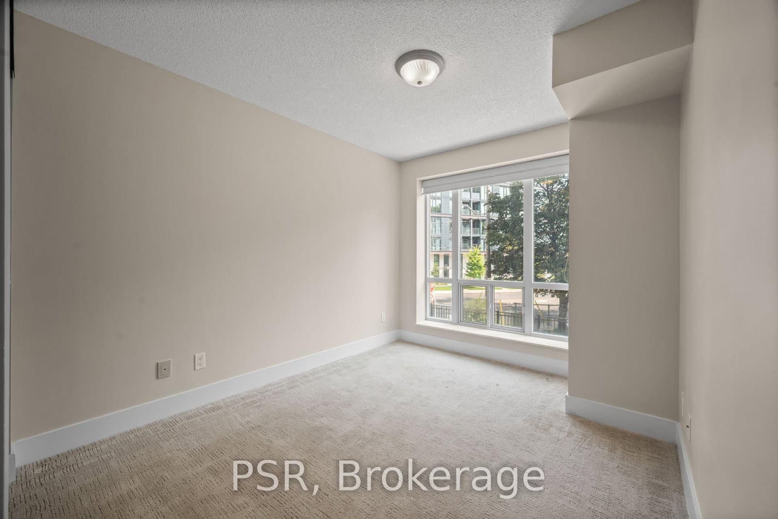 515 Rosewell Avenue, Unit 110 thumbnail 10