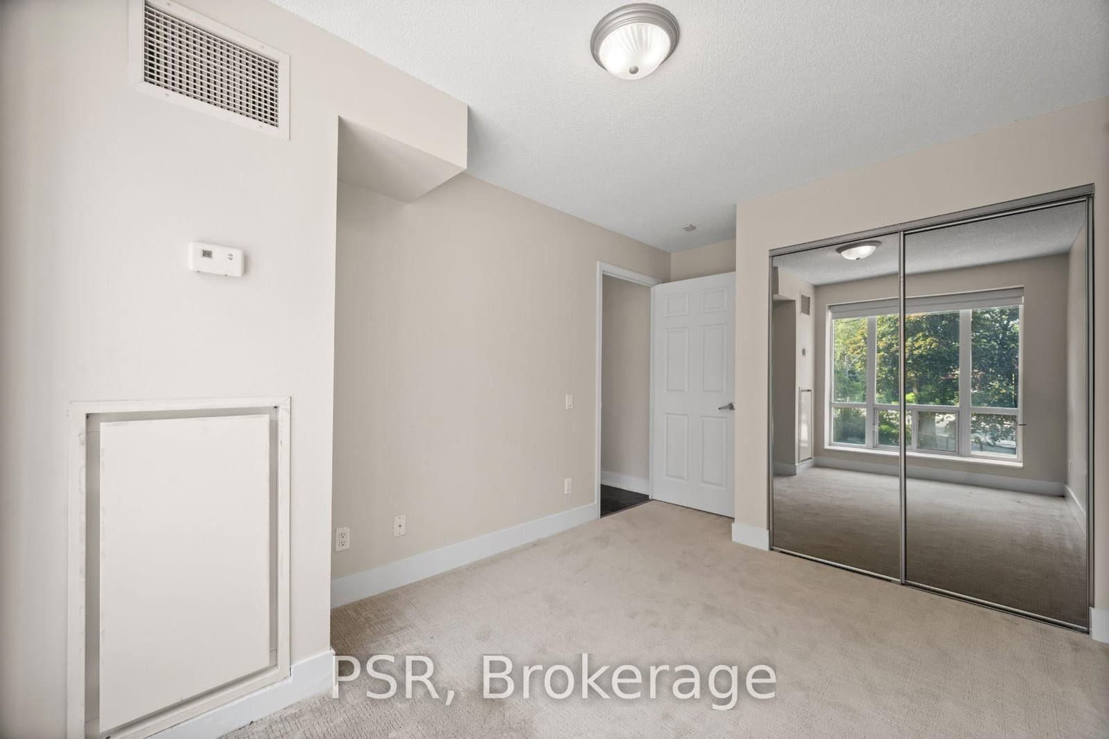 515 Rosewell Avenue, Unit 110 thumbnail 11