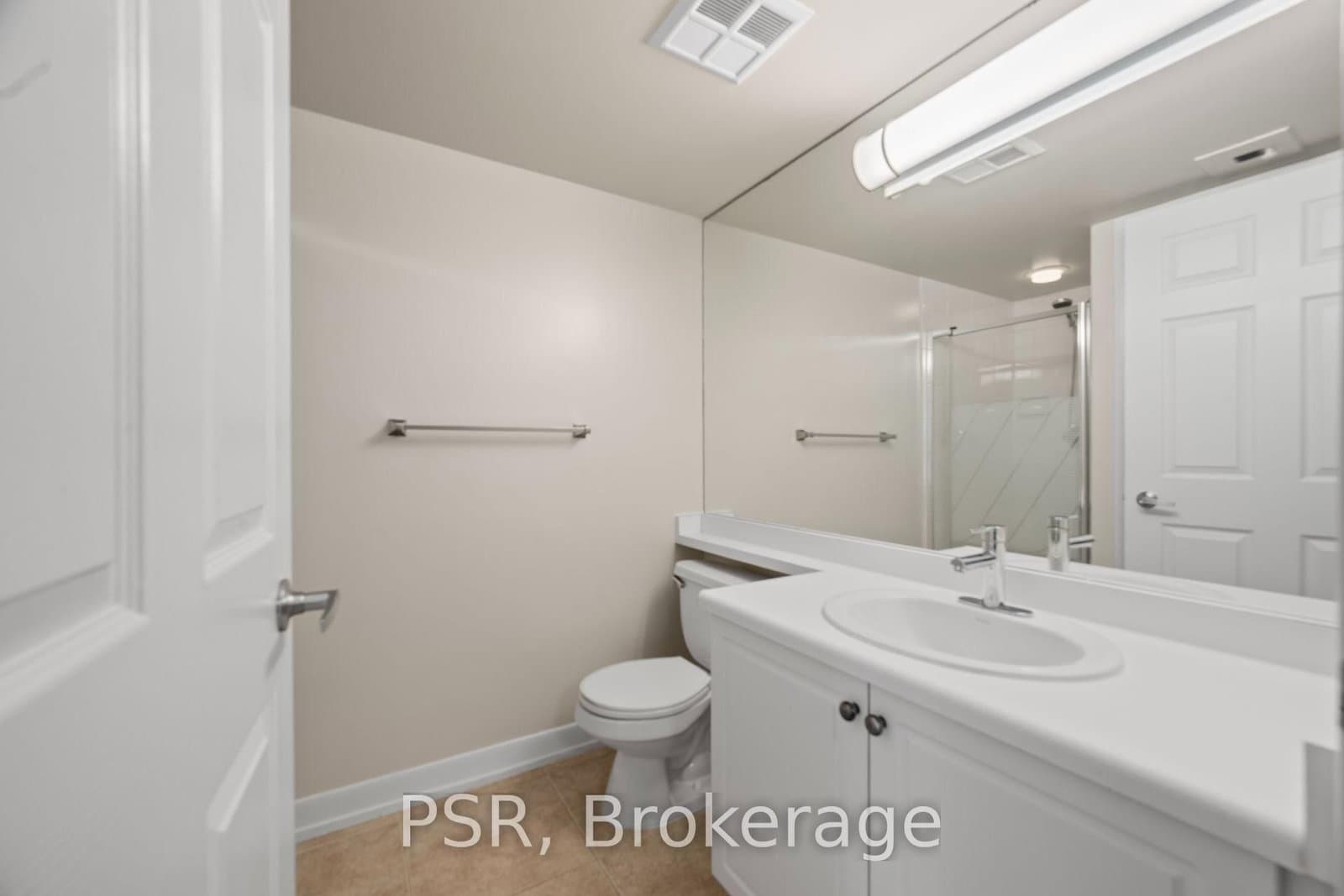515 Rosewell Avenue, Unit 110 thumbnail 12