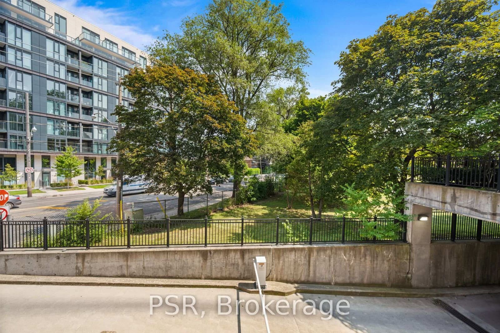 515 Rosewell Avenue, Unit 110 thumbnail 15