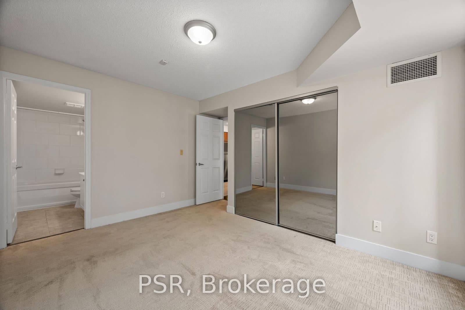 515 Rosewell Avenue, Unit 110 thumbnail 8