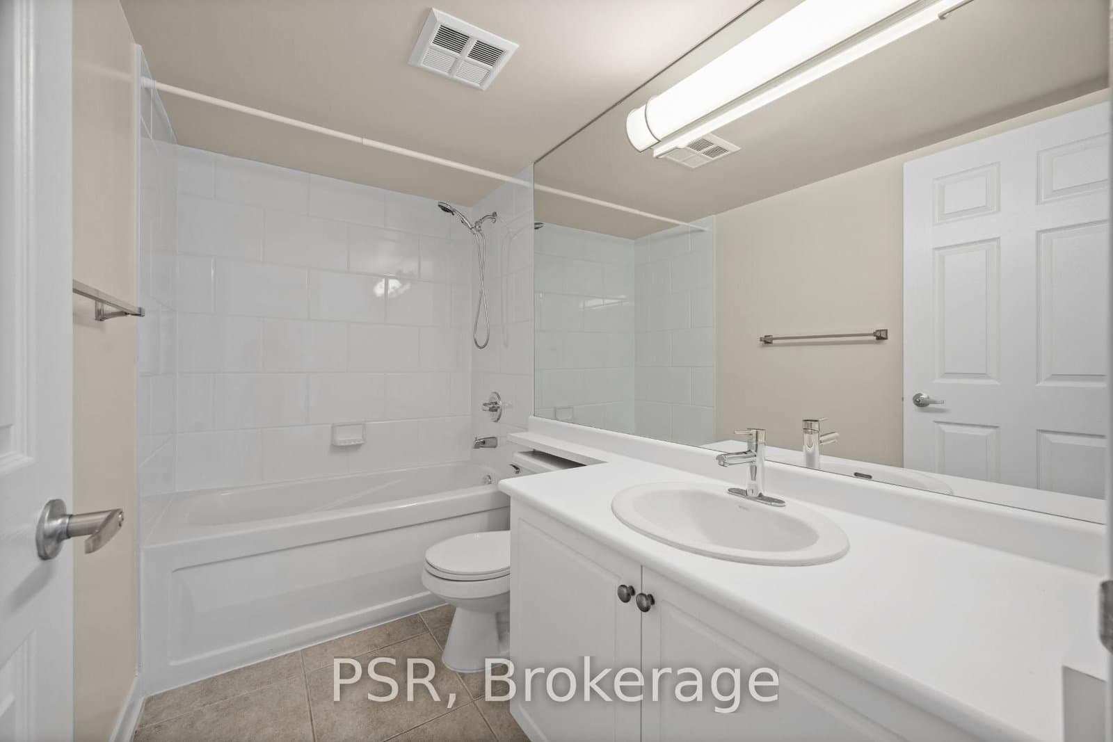 515 Rosewell Avenue, Unit 110 thumbnail 9