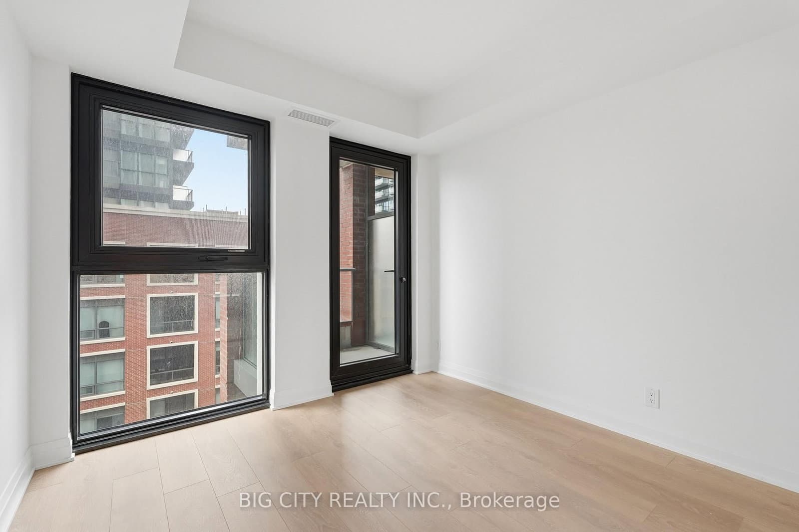 25 Frederick Todd Way, Unit 606 thumbnail 10