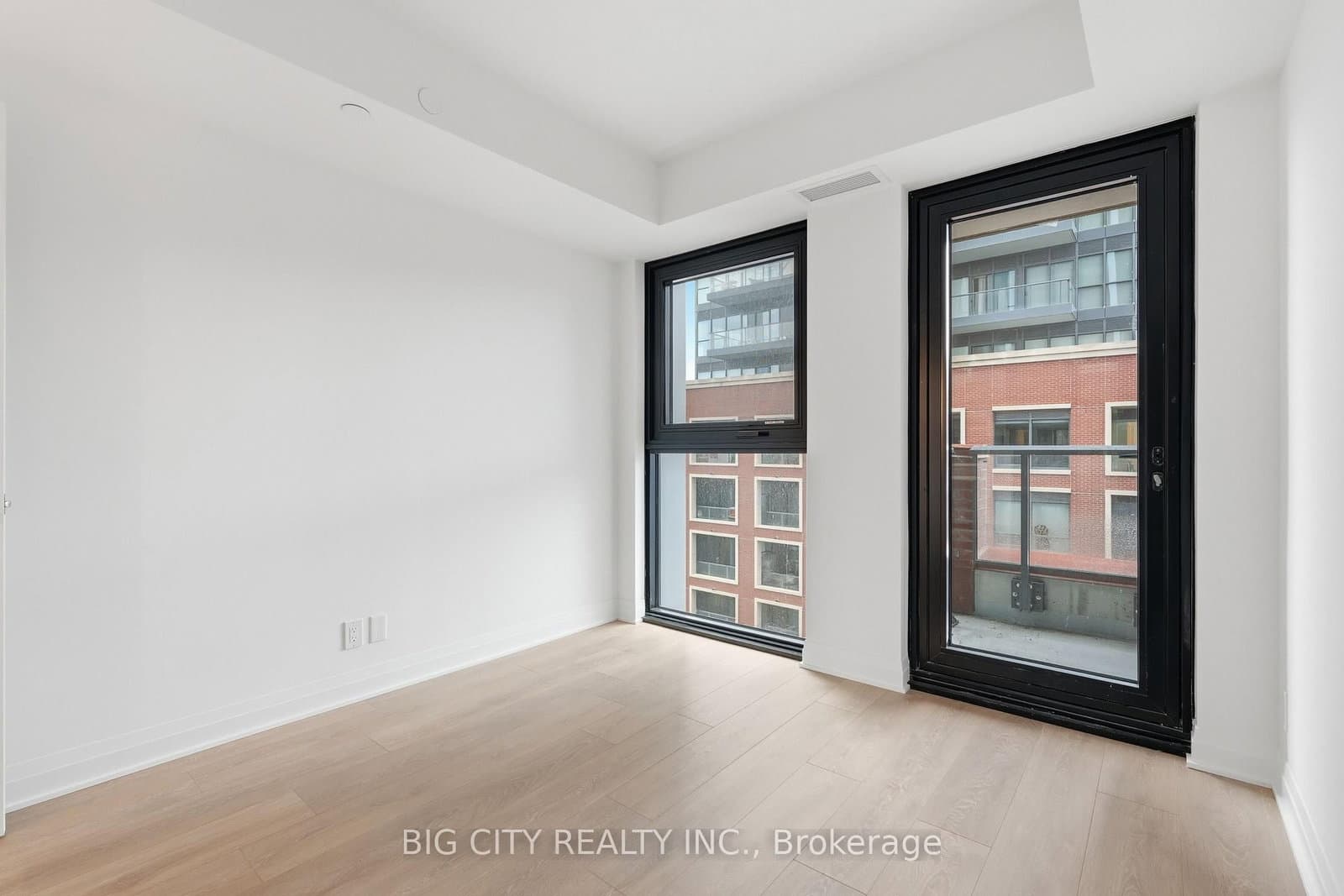 25 Frederick Todd Way, Unit 606 thumbnail 12