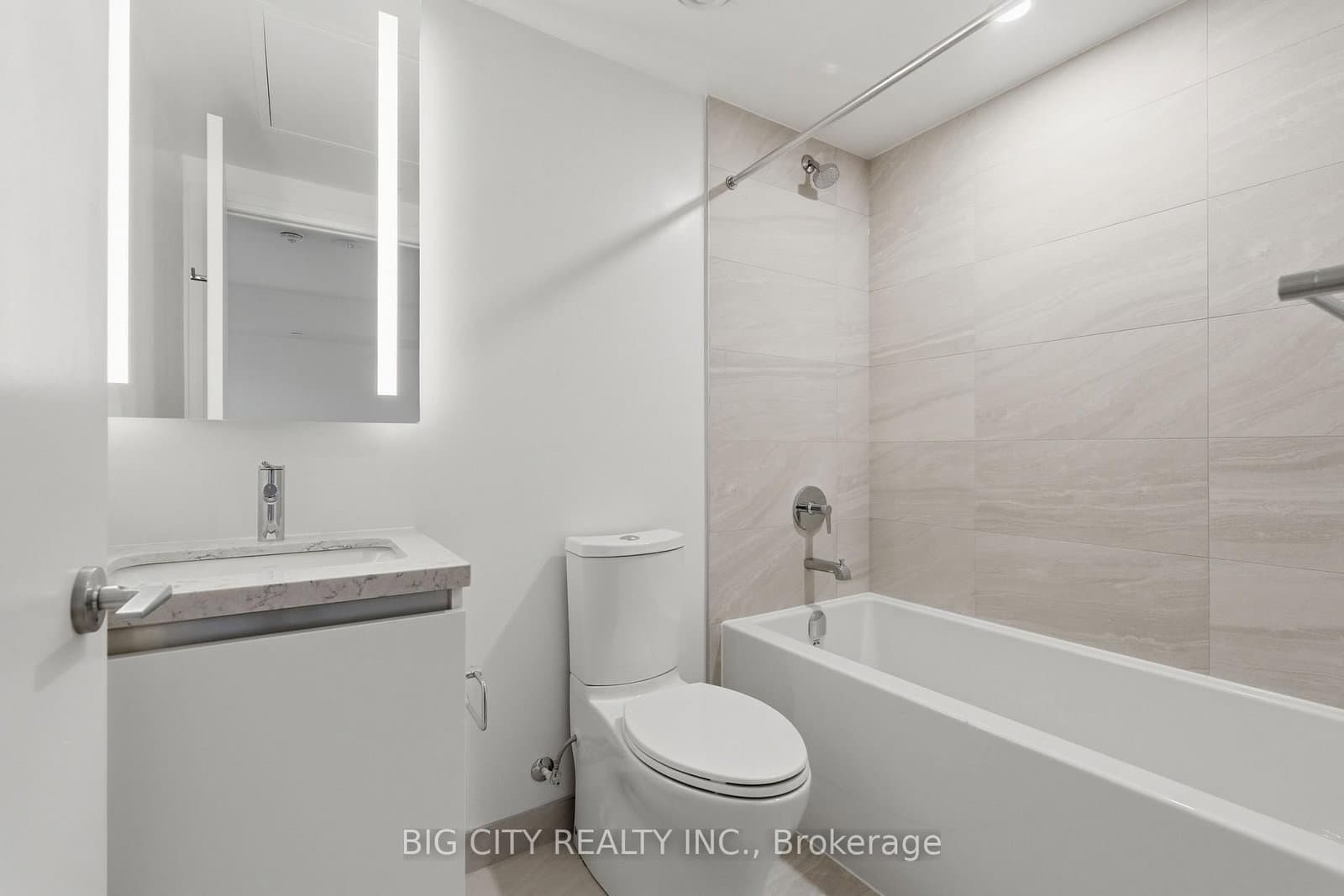 25 Frederick Todd Way, Unit 606 thumbnail 13