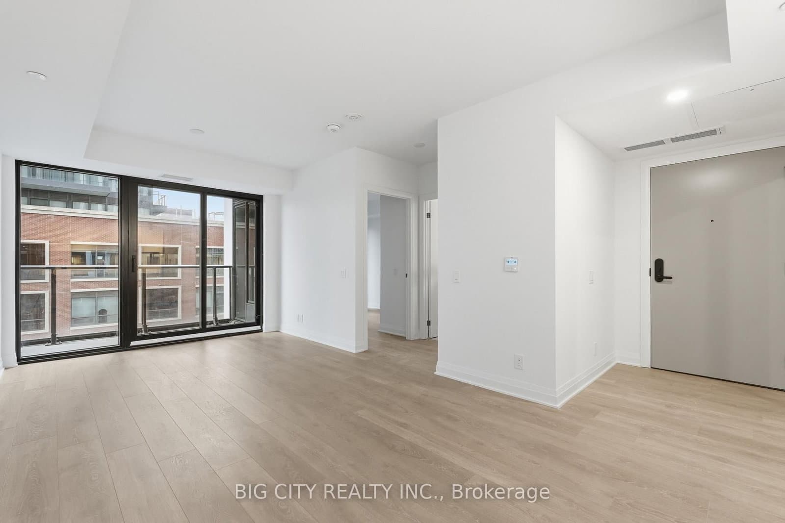 25 Frederick Todd Way, Unit 606 thumbnail 5